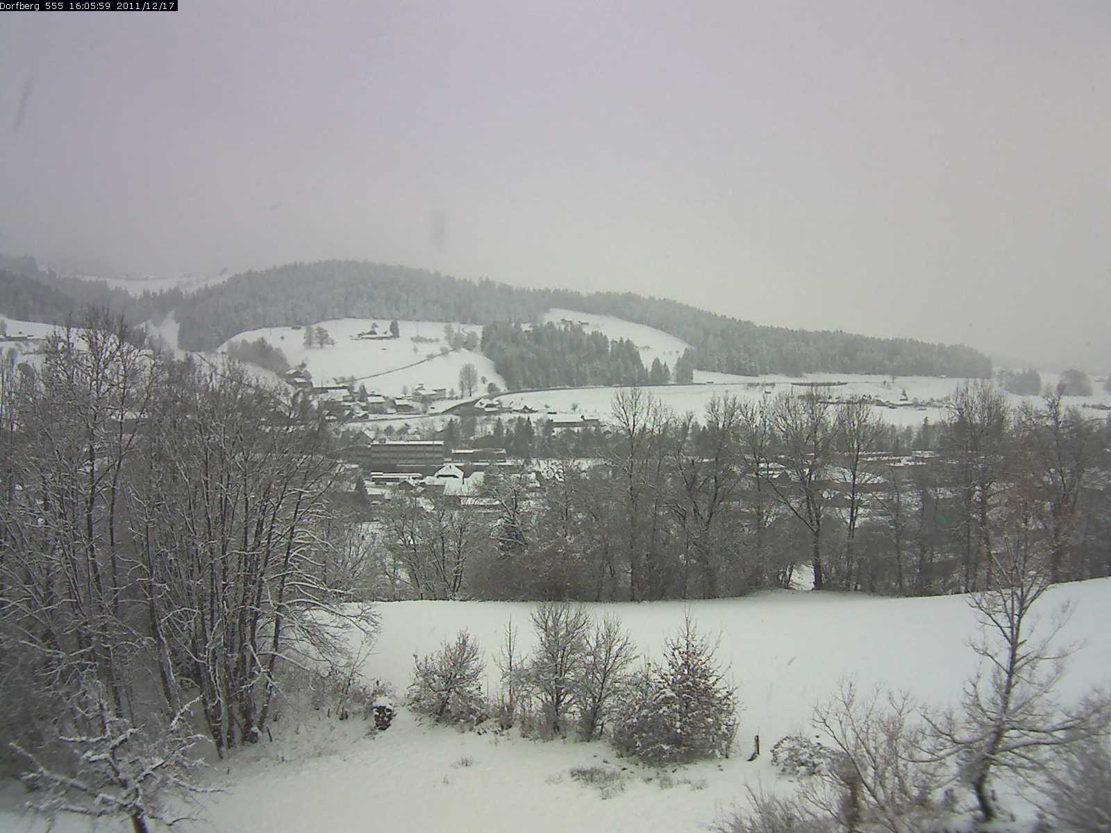 Webcam-Bild: Aussicht vom Dorfberg in Langnau 20111217-160600