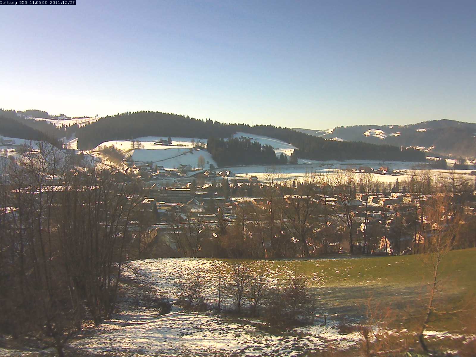 Webcam-Bild: Aussicht vom Dorfberg in Langnau 20111227-110600