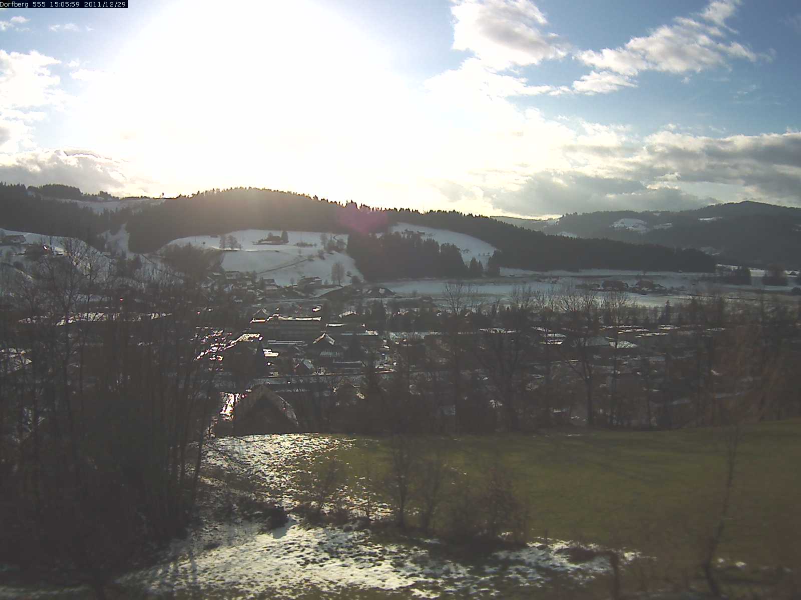 Webcam-Bild: Aussicht vom Dorfberg in Langnau 20111229-150600