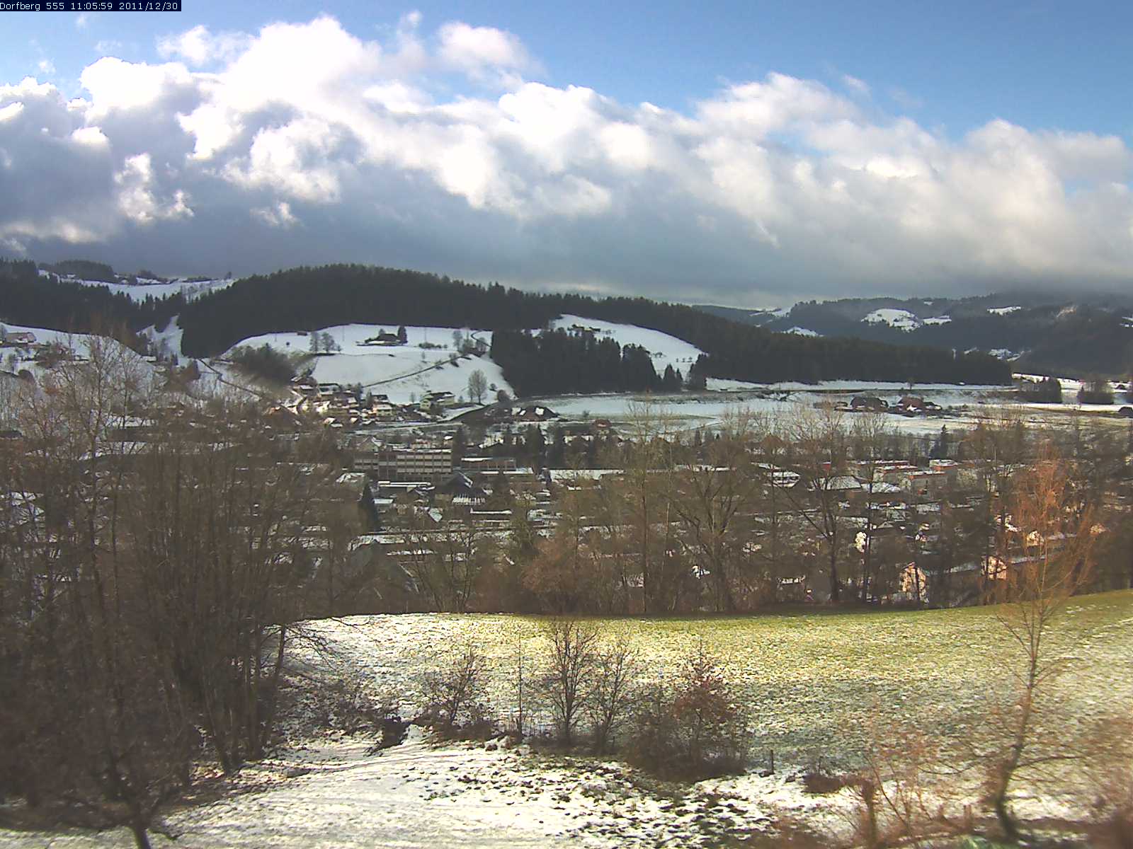 Webcam-Bild: Aussicht vom Dorfberg in Langnau 20111230-110600