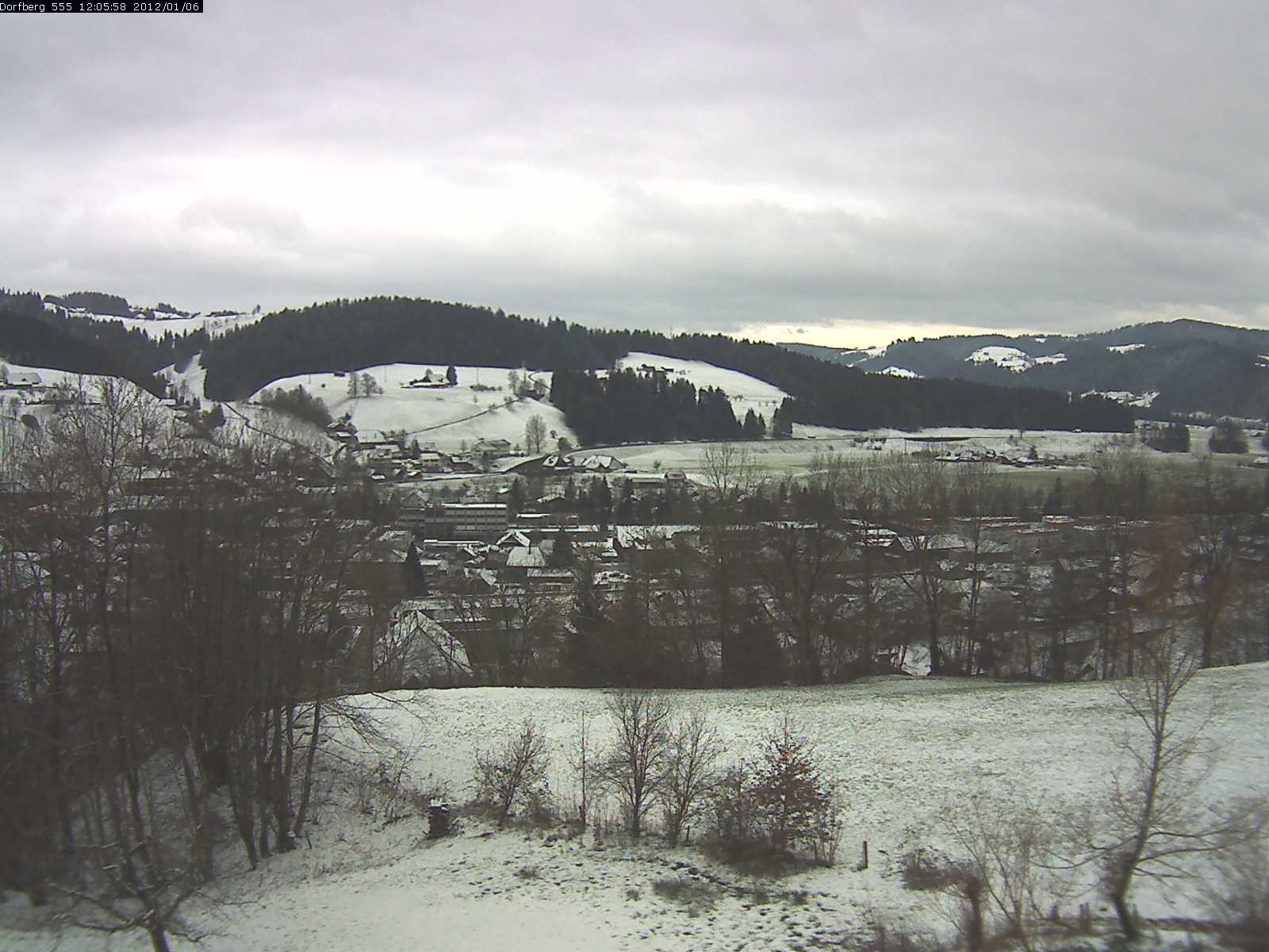 Webcam-Bild: Aussicht vom Dorfberg in Langnau 20120106-120600