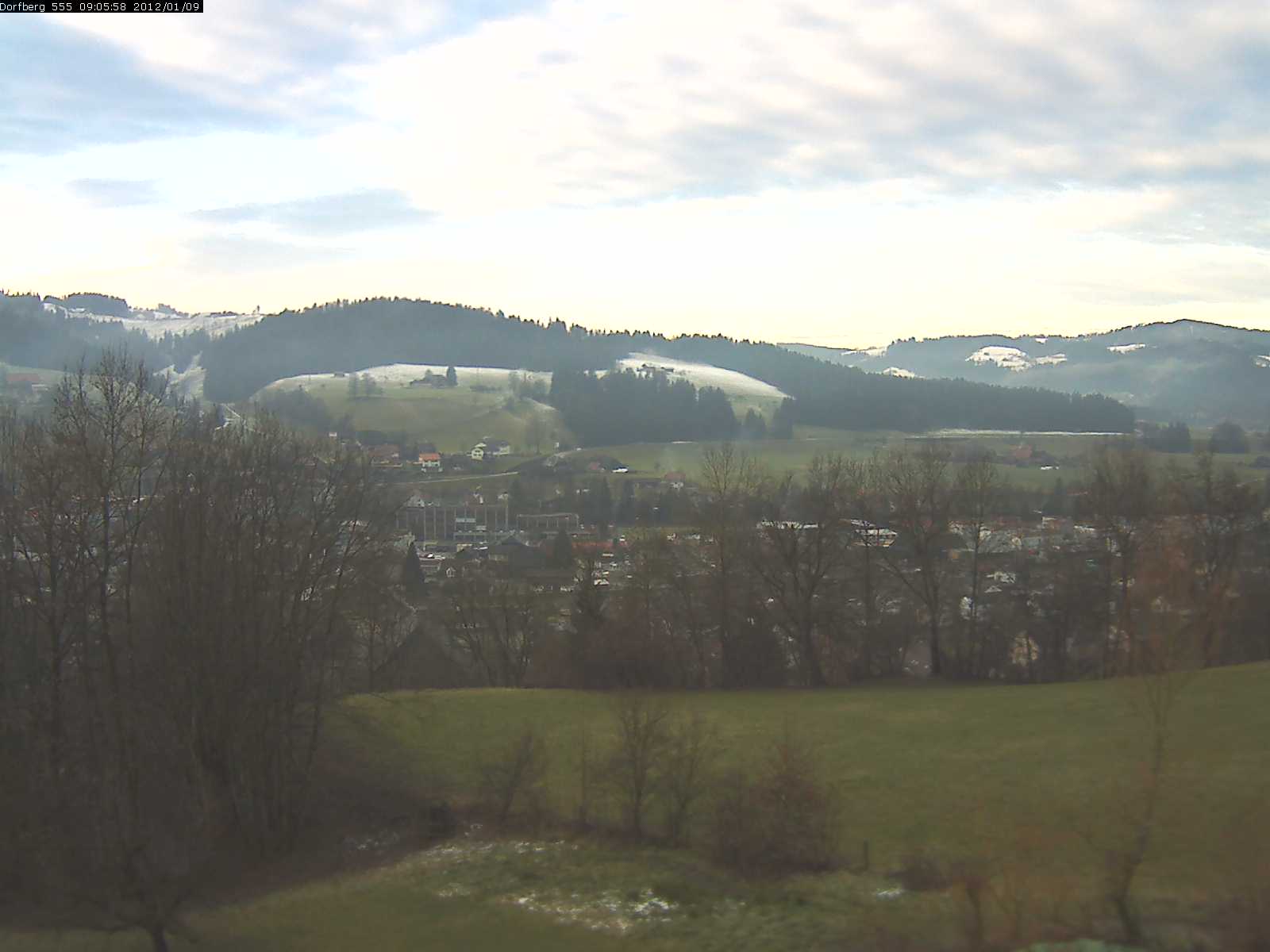 Webcam-Bild: Aussicht vom Dorfberg in Langnau 20120109-090600