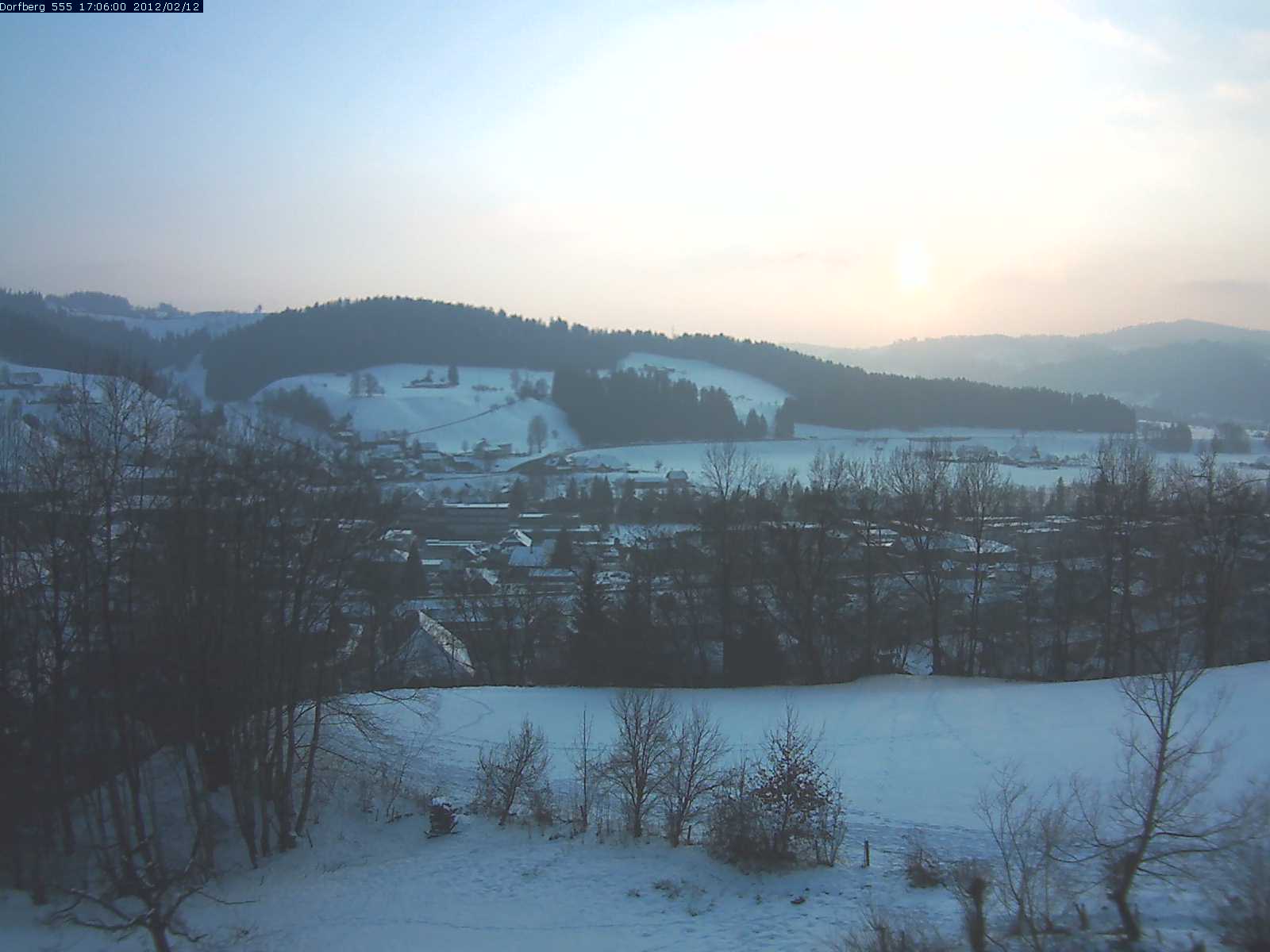 Webcam-Bild: Aussicht vom Dorfberg in Langnau 20120212-170600