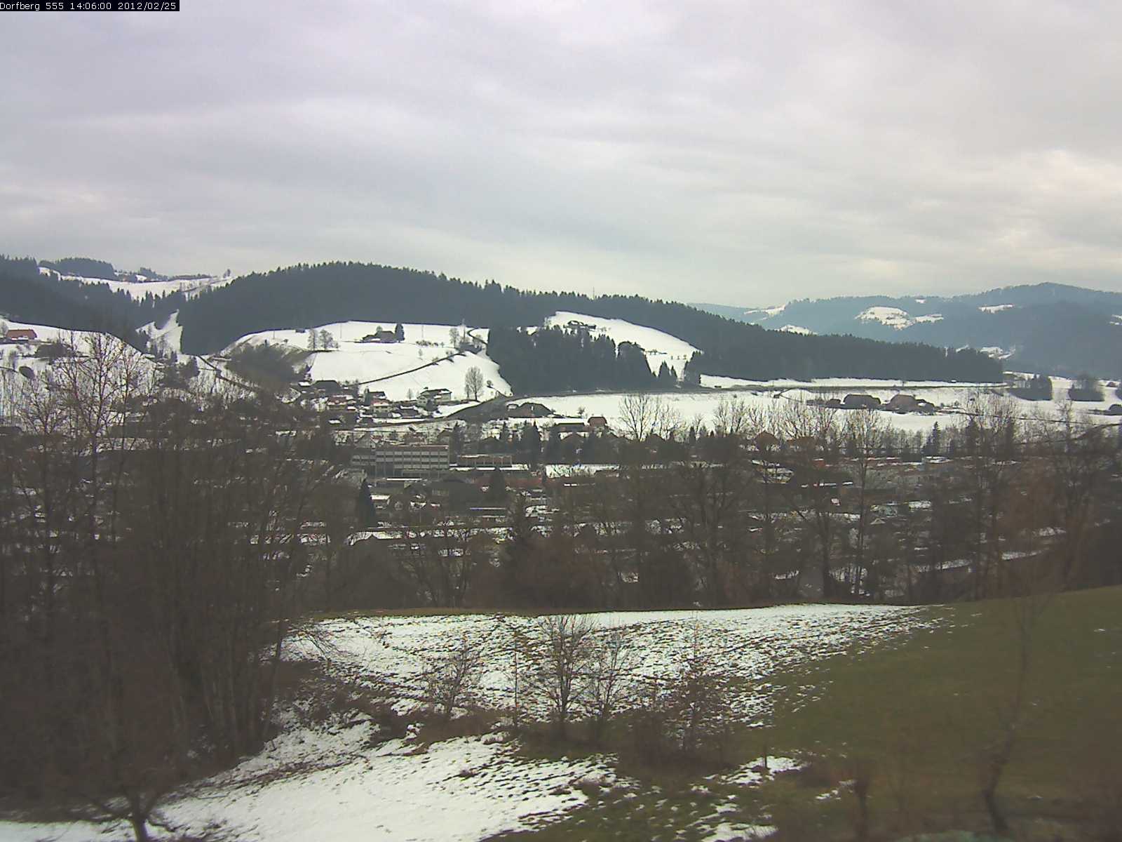 Webcam-Bild: Aussicht vom Dorfberg in Langnau 20120225-140600
