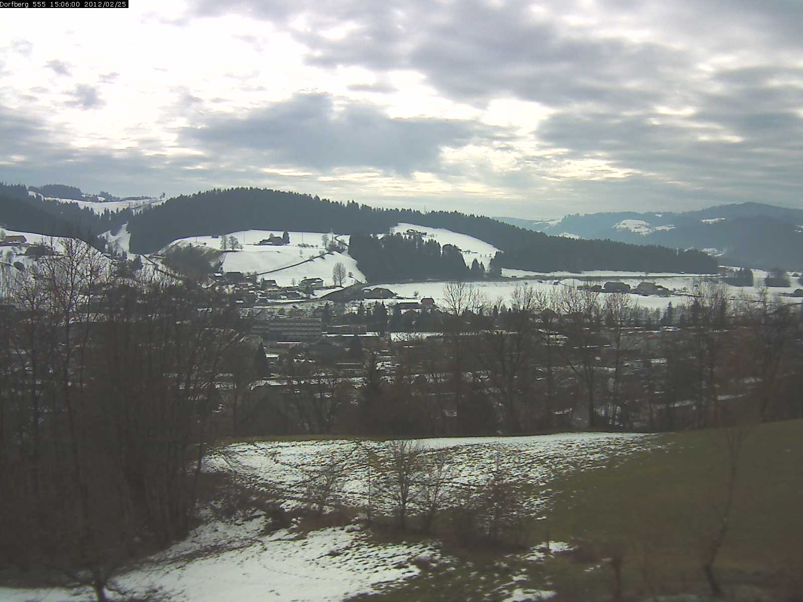 Webcam-Bild: Aussicht vom Dorfberg in Langnau 20120225-150600