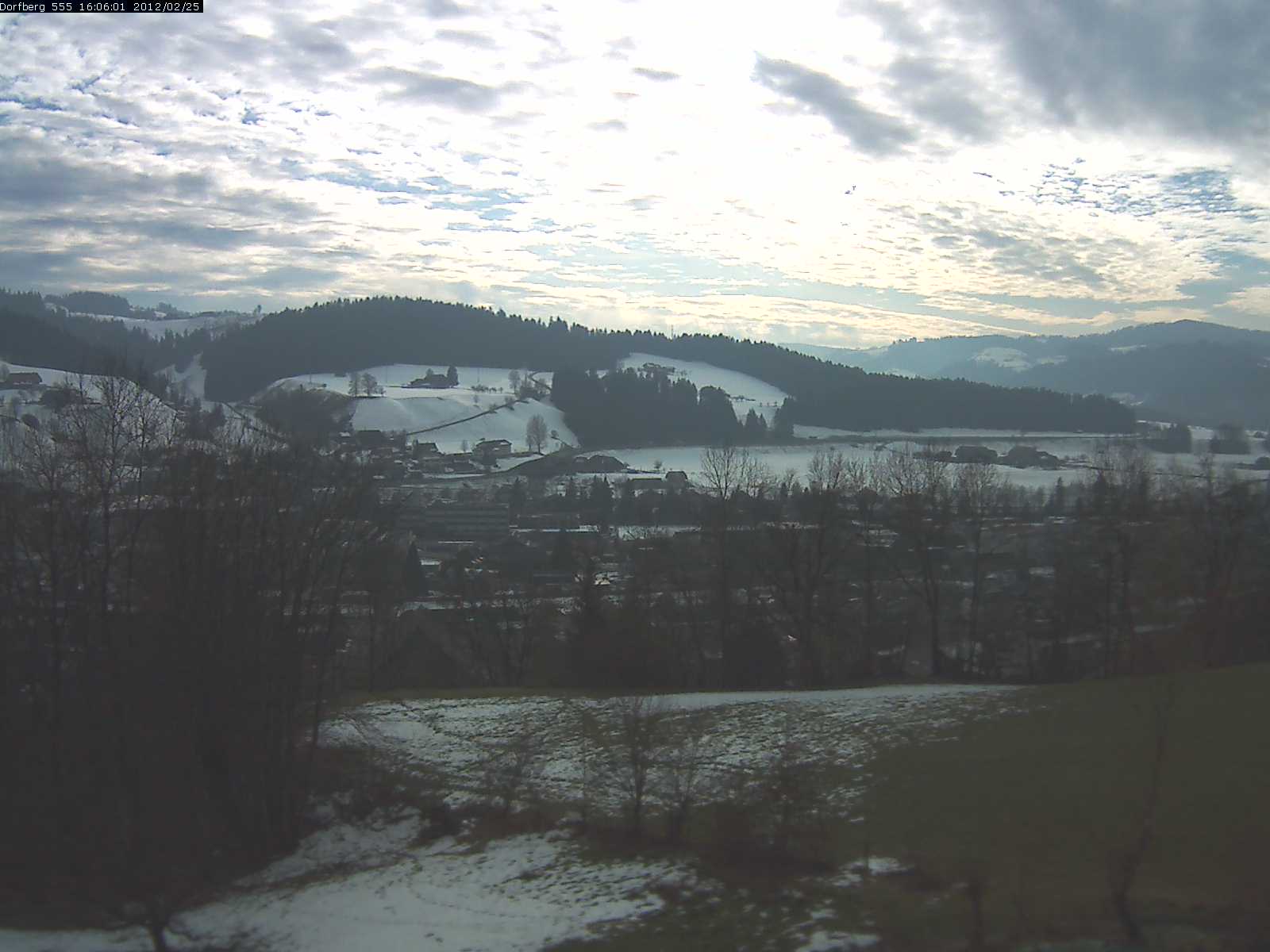 Webcam-Bild: Aussicht vom Dorfberg in Langnau 20120225-160600