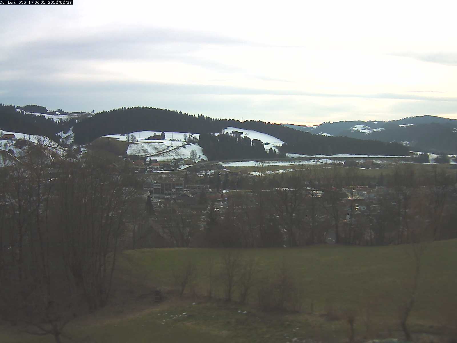 Webcam-Bild: Aussicht vom Dorfberg in Langnau 20120228-170600