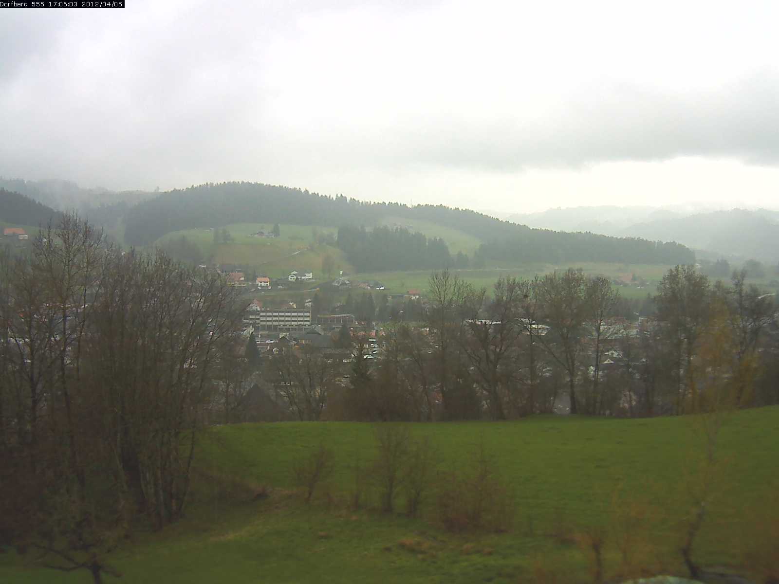 Webcam-Bild: Aussicht vom Dorfberg in Langnau 20120405-170600