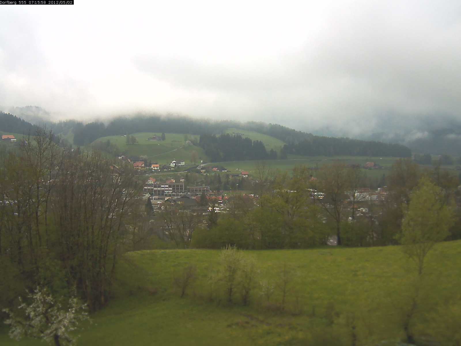 Webcam-Bild: Aussicht vom Dorfberg in Langnau 20120502-071600