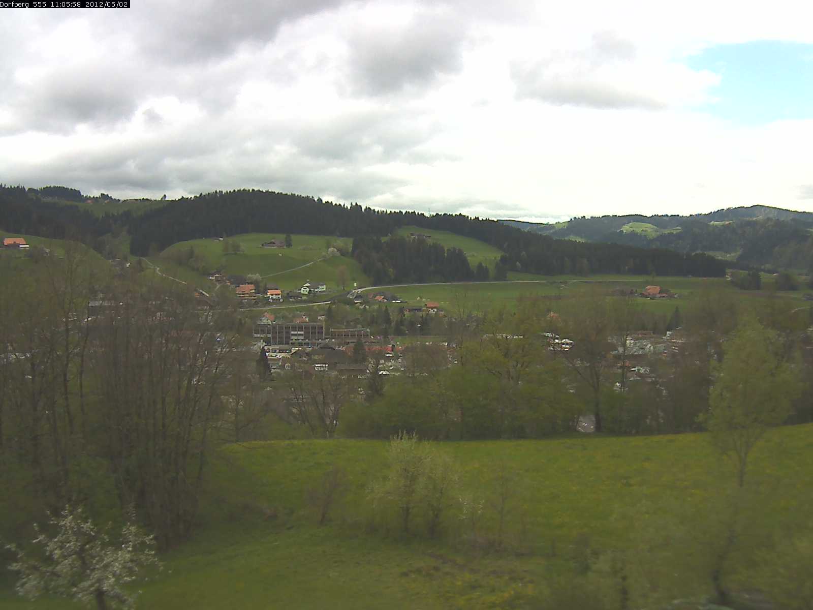 Webcam-Bild: Aussicht vom Dorfberg in Langnau 20120502-110600