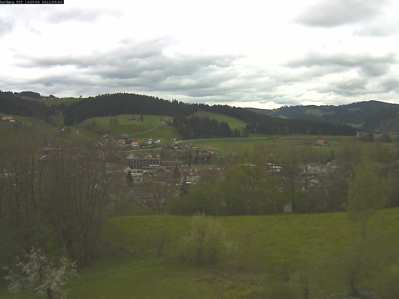 Webcam-Bild: Aussicht vom Dorfberg in Langnau 20120502-140600