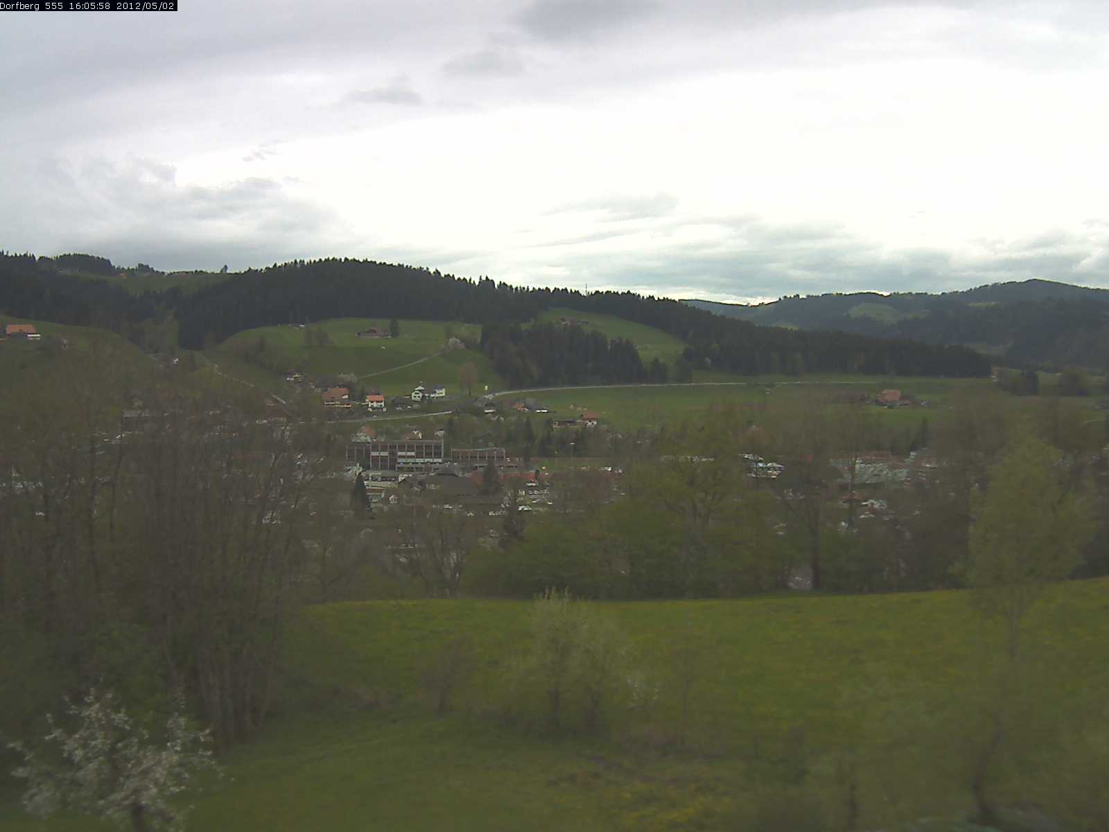 Webcam-Bild: Aussicht vom Dorfberg in Langnau 20120502-160600