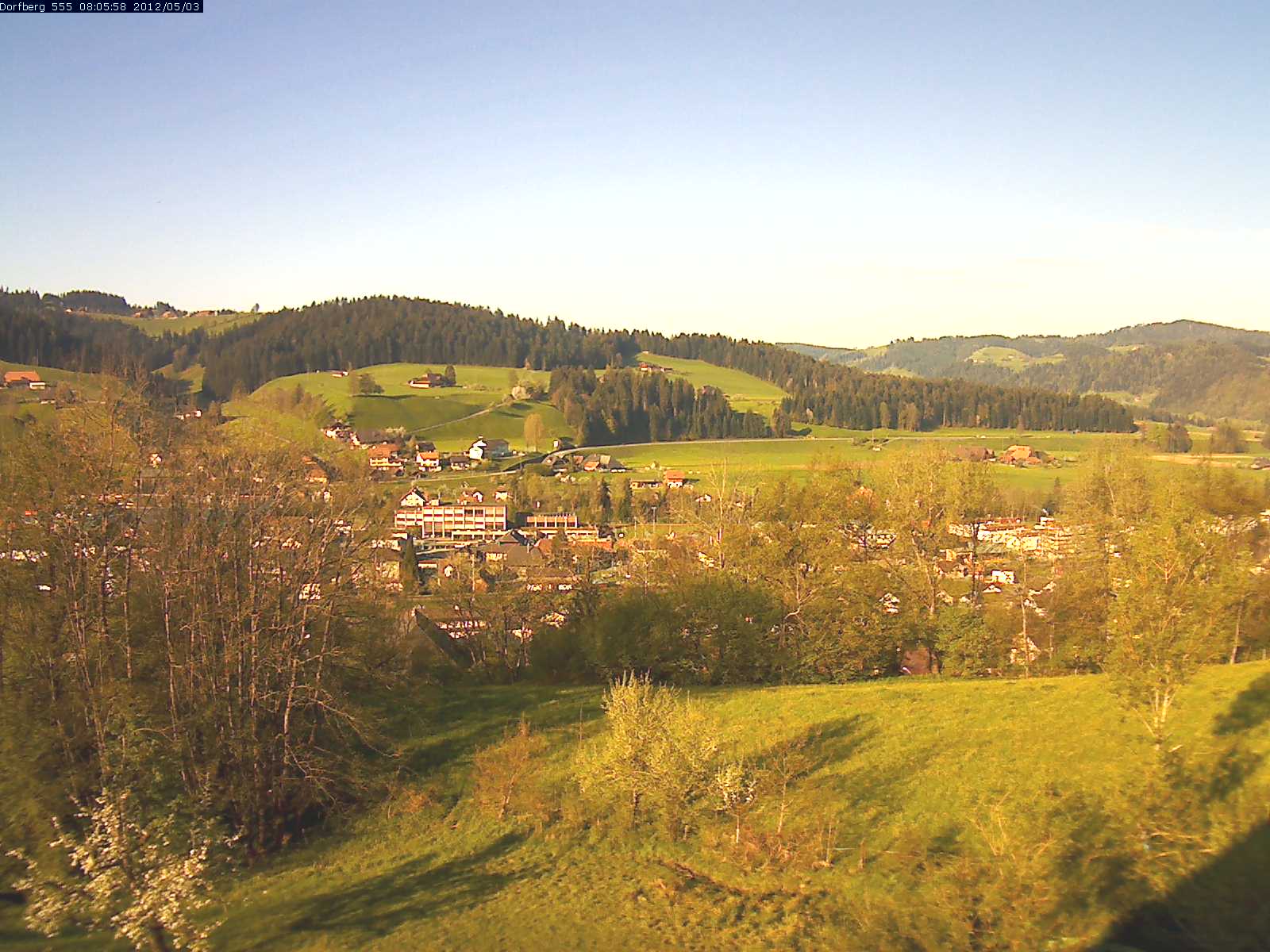 Webcam-Bild: Aussicht vom Dorfberg in Langnau 20120503-080600
