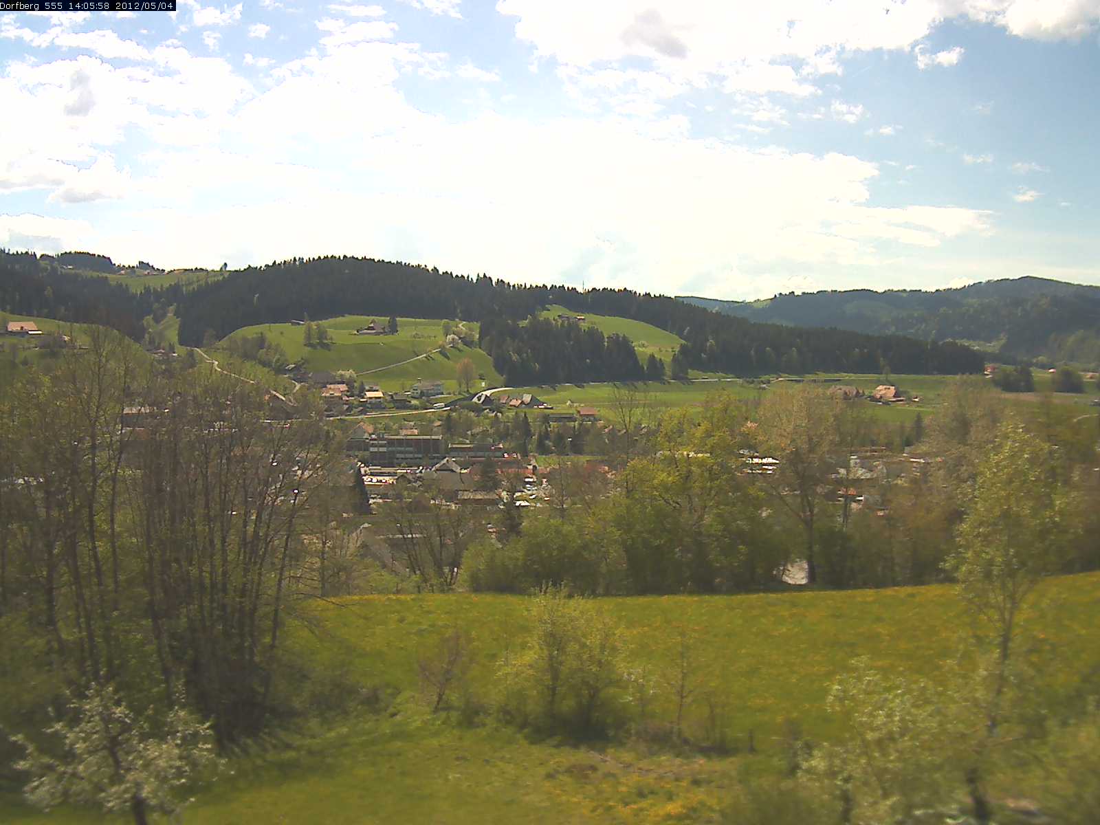 Webcam-Bild: Aussicht vom Dorfberg in Langnau 20120504-140600