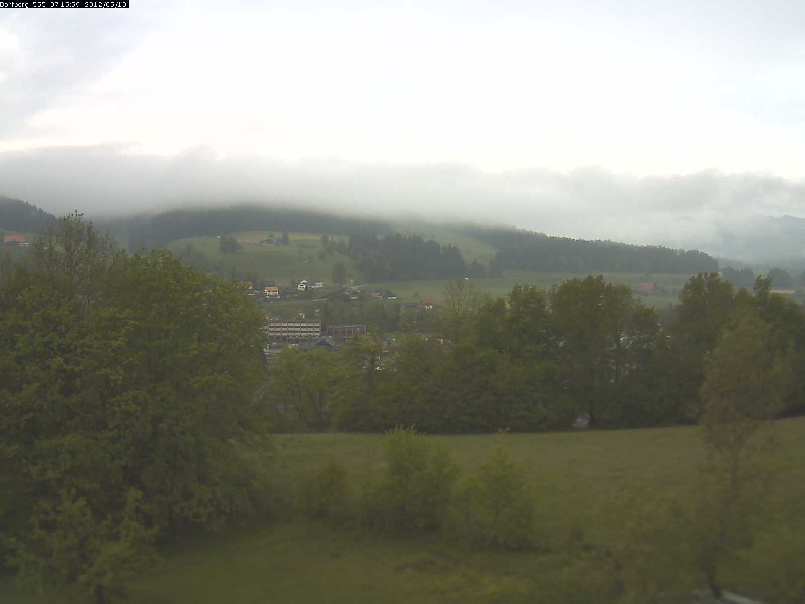 Webcam-Bild: Aussicht vom Dorfberg in Langnau 20120519-071600