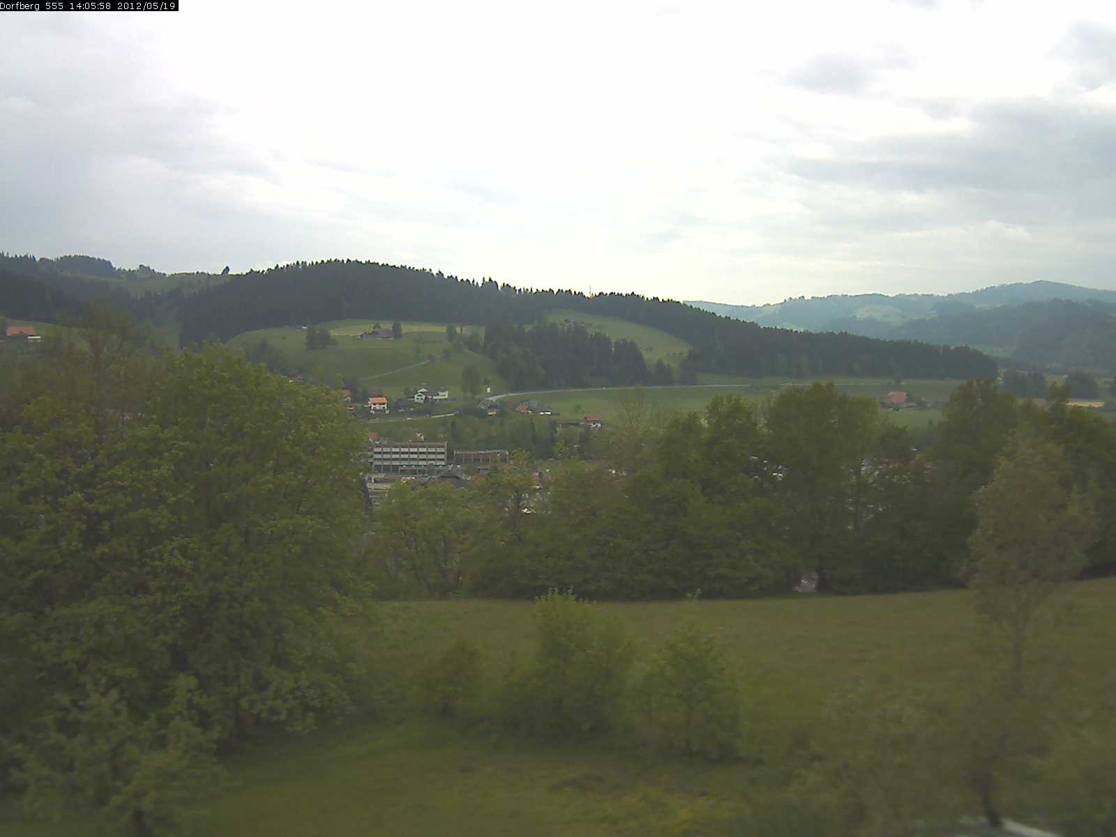 Webcam-Bild: Aussicht vom Dorfberg in Langnau 20120519-140600