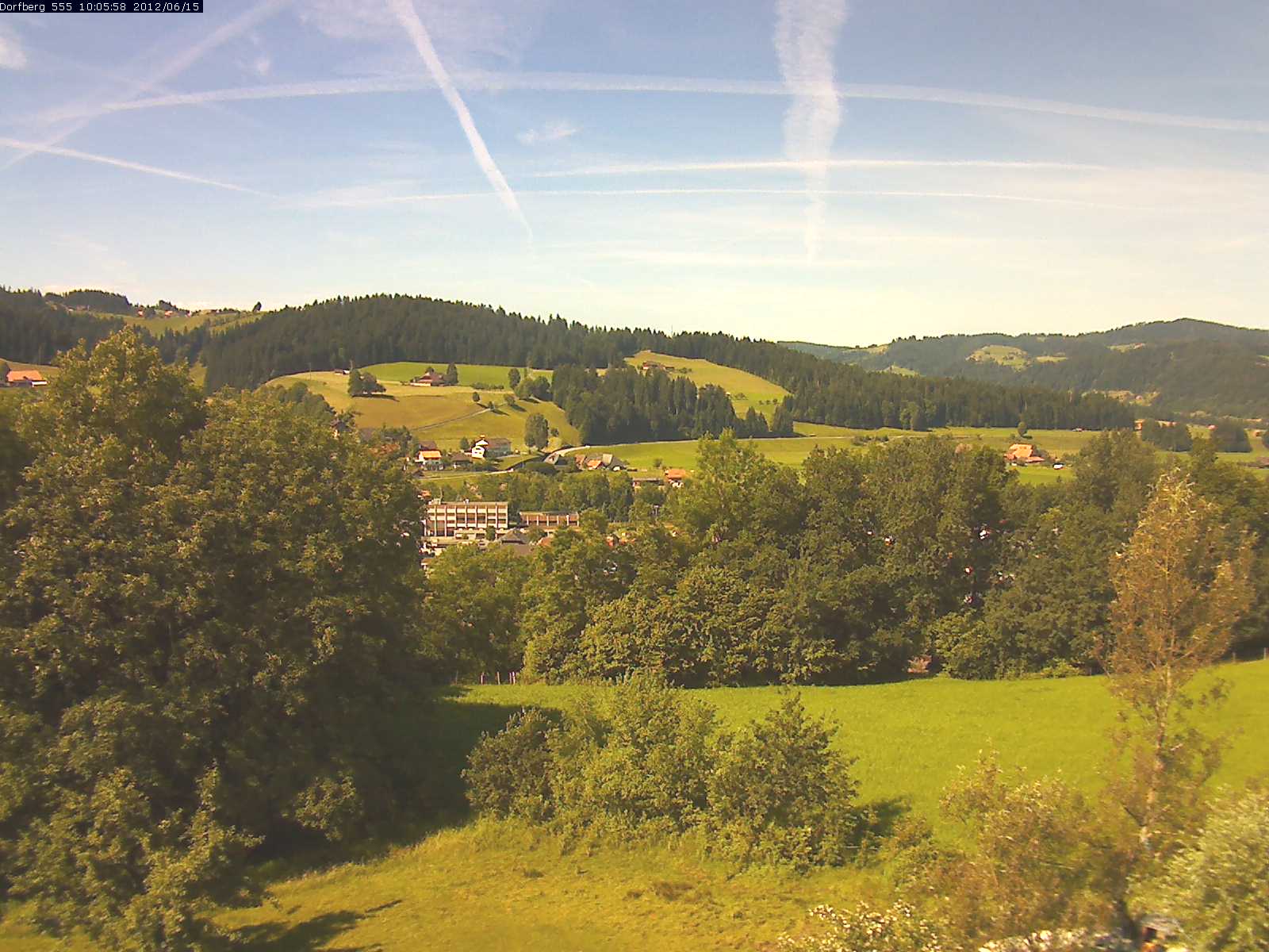 Webcam-Bild: Aussicht vom Dorfberg in Langnau 20120615-100600