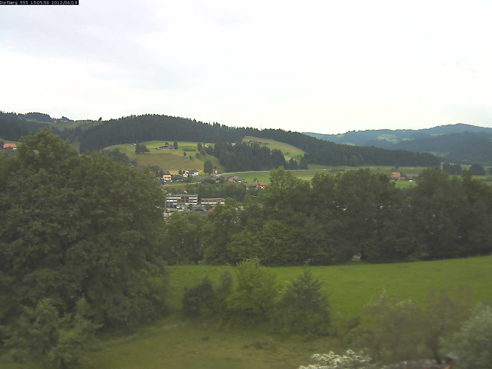 Webcam-Bild: Aussicht vom Dorfberg in Langnau 20120619-150600