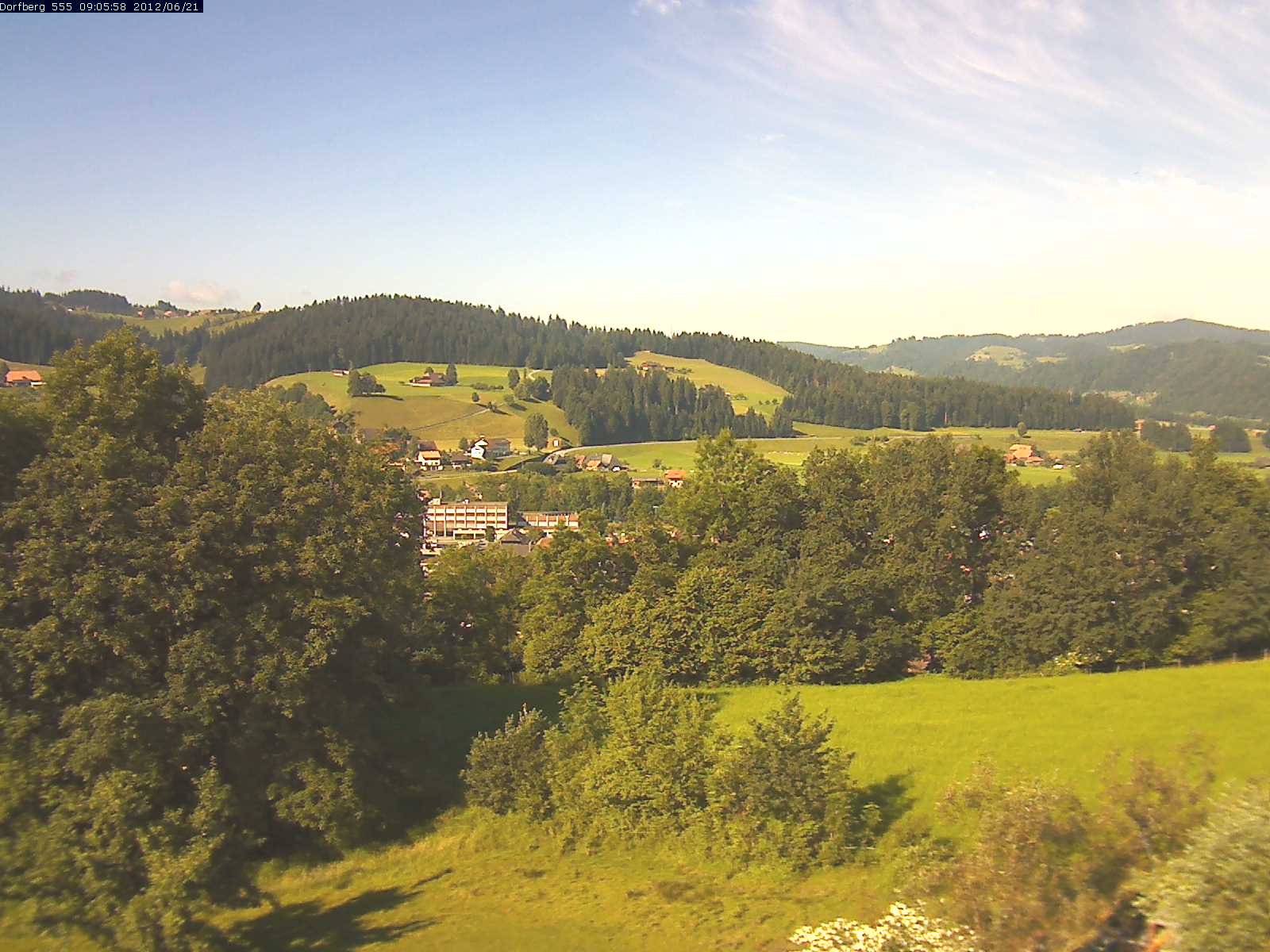 Webcam-Bild: Aussicht vom Dorfberg in Langnau 20120621-090600