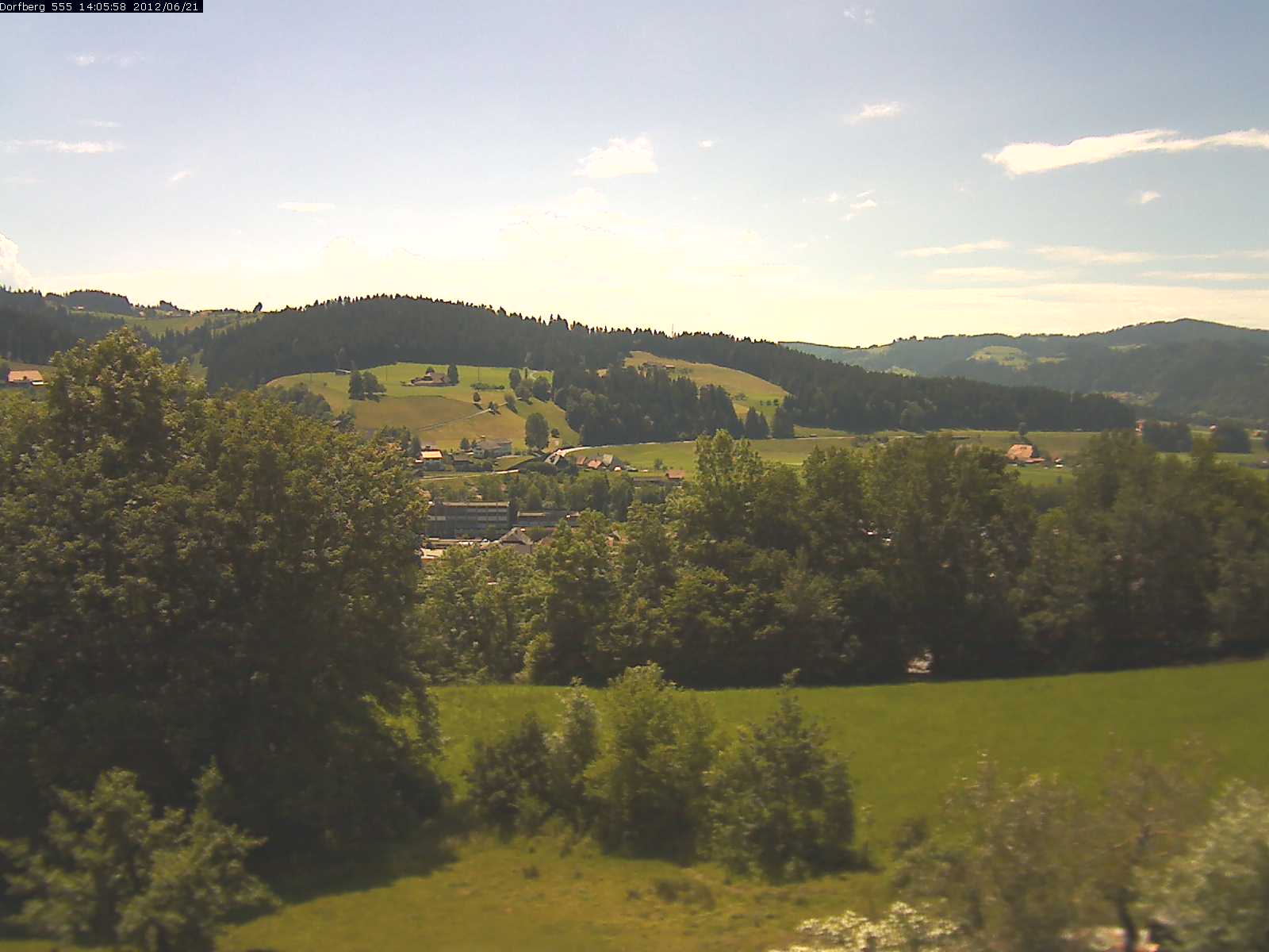 Webcam-Bild: Aussicht vom Dorfberg in Langnau 20120621-140600
