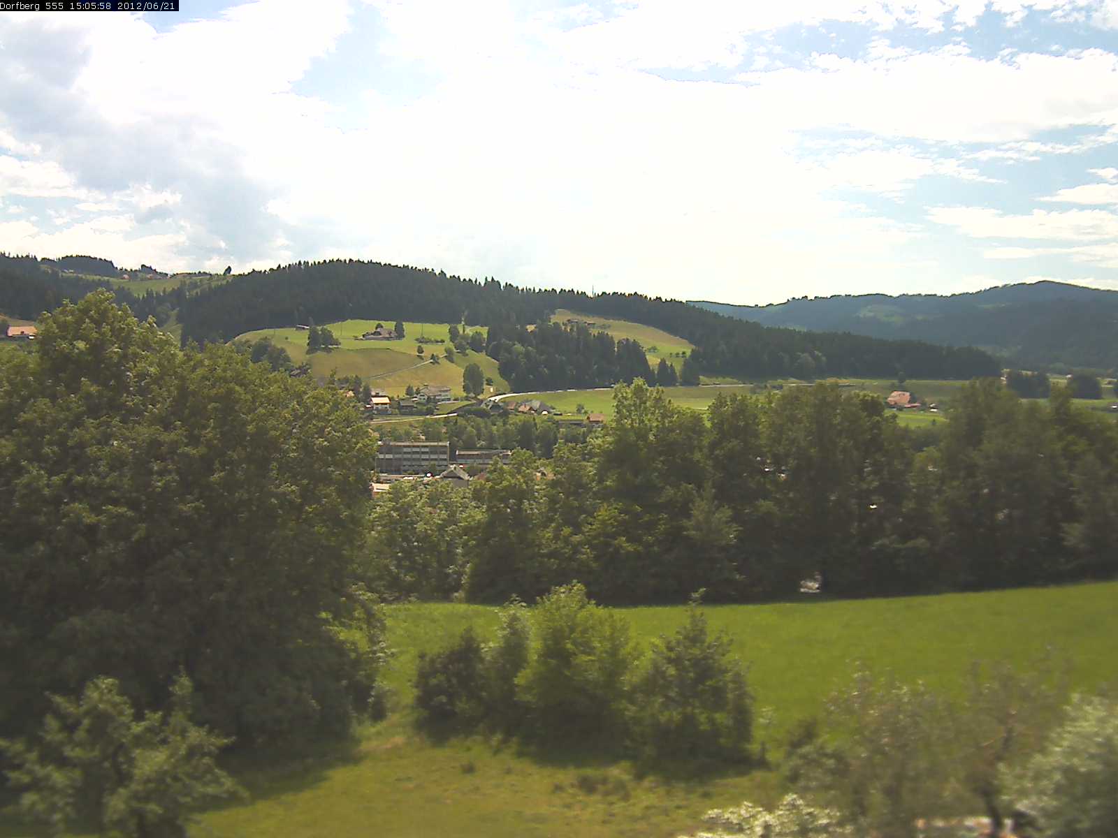 Webcam-Bild: Aussicht vom Dorfberg in Langnau 20120621-150600