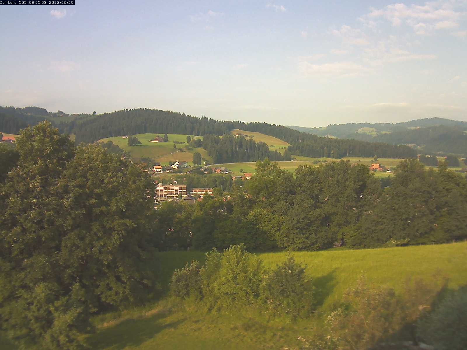 Webcam-Bild: Aussicht vom Dorfberg in Langnau 20120629-080600