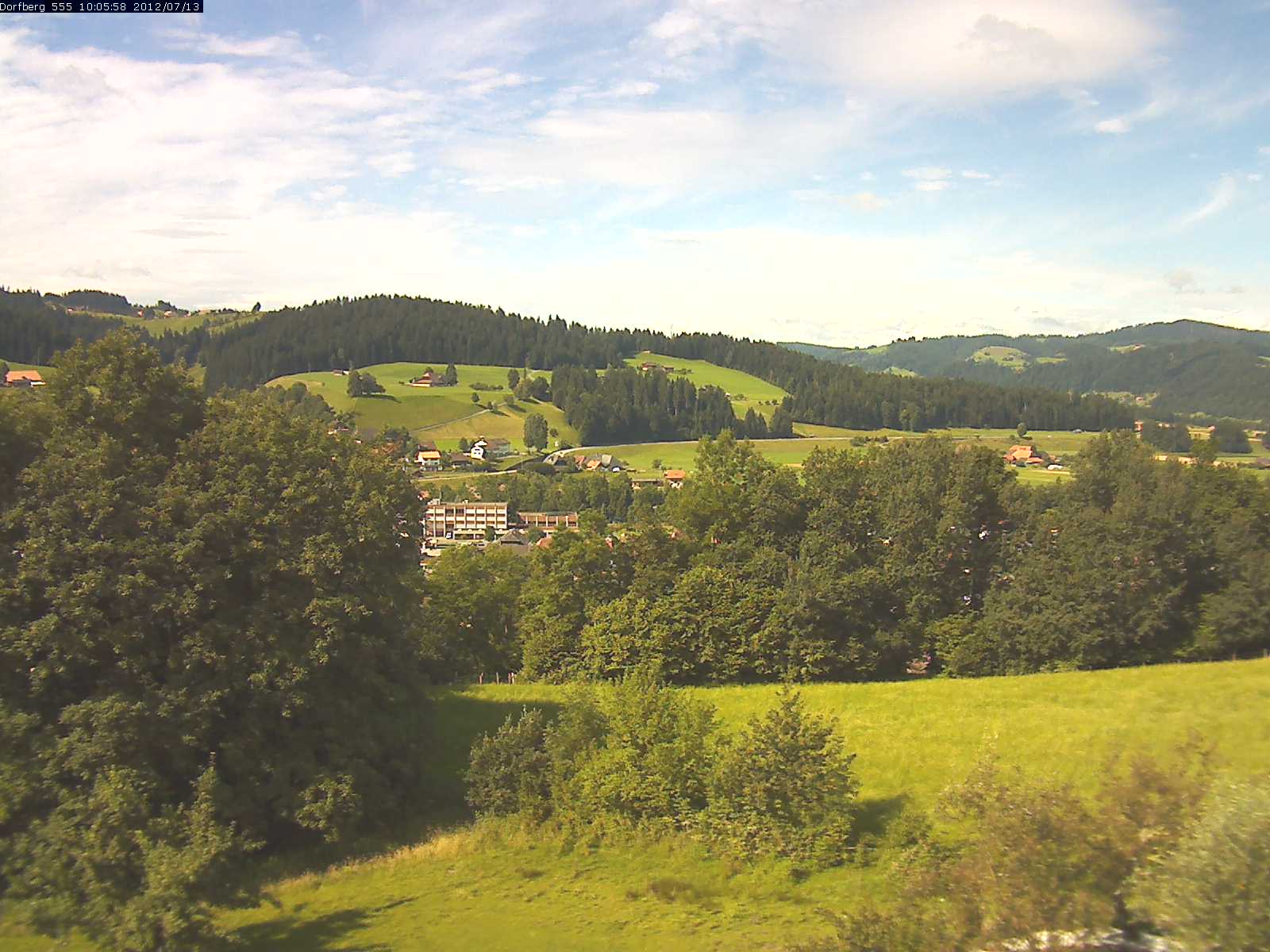 Webcam-Bild: Aussicht vom Dorfberg in Langnau 20120713-100600