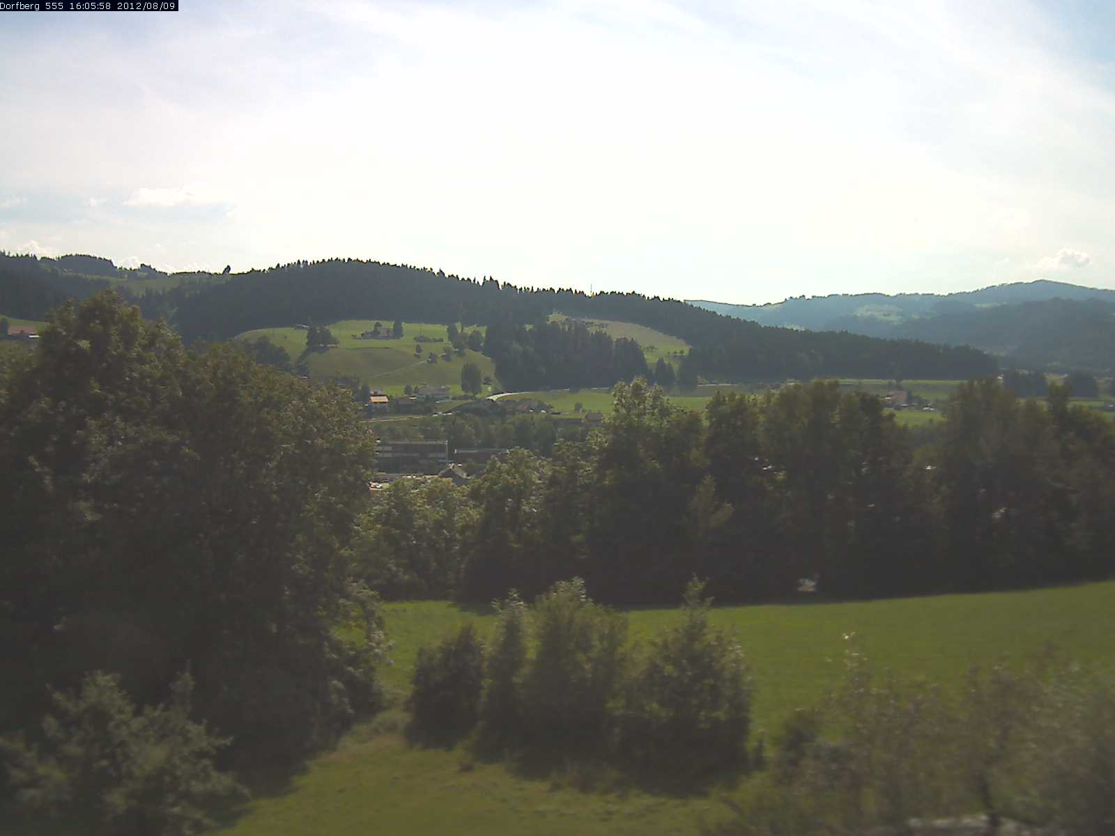 Webcam-Bild: Aussicht vom Dorfberg in Langnau 20120809-160600