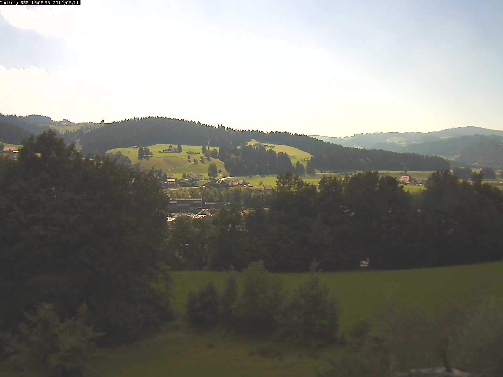 Webcam-Bild: Aussicht vom Dorfberg in Langnau 20120811-150600