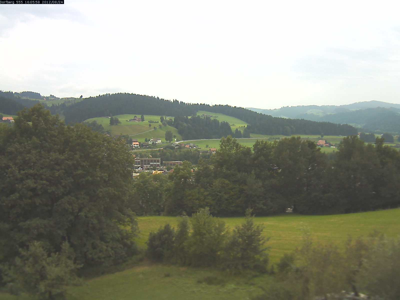 Webcam-Bild: Aussicht vom Dorfberg in Langnau 20120824-160600