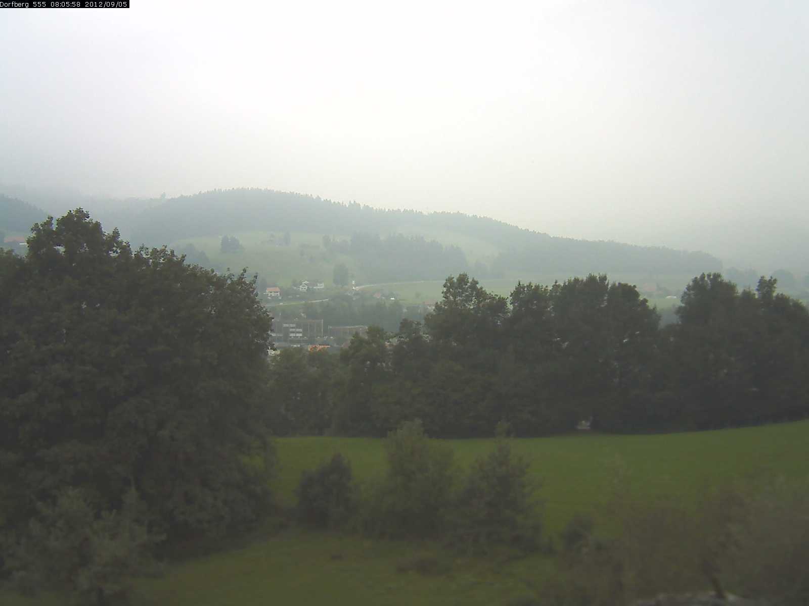 Webcam-Bild: Aussicht vom Dorfberg in Langnau 20120905-080600