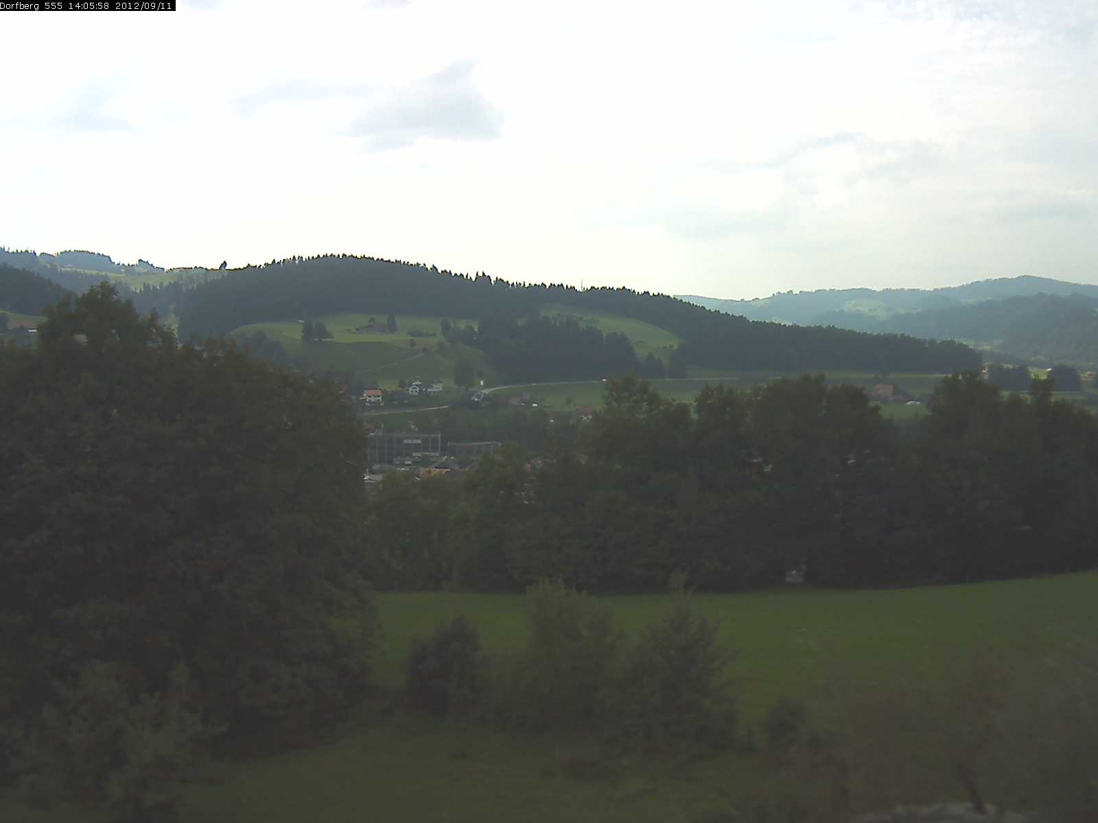 Webcam-Bild: Aussicht vom Dorfberg in Langnau 20120911-140600