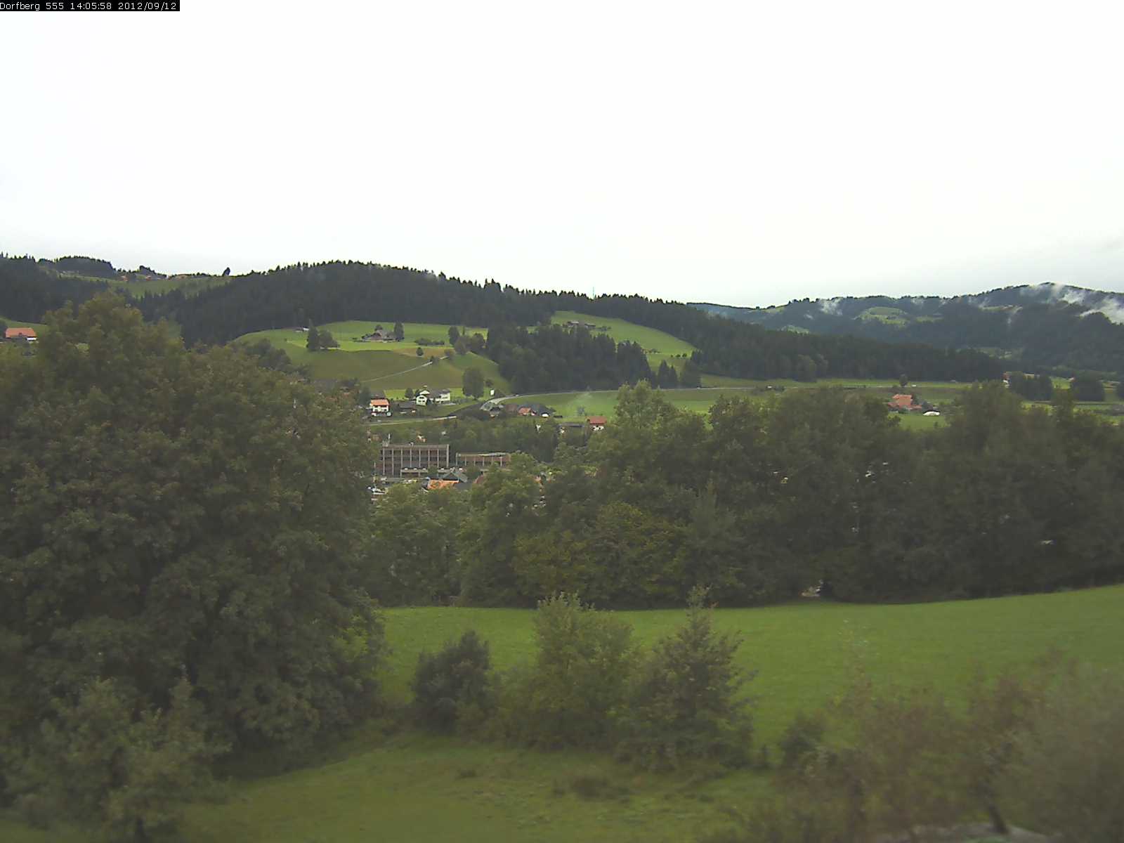 Webcam-Bild: Aussicht vom Dorfberg in Langnau 20120912-140600