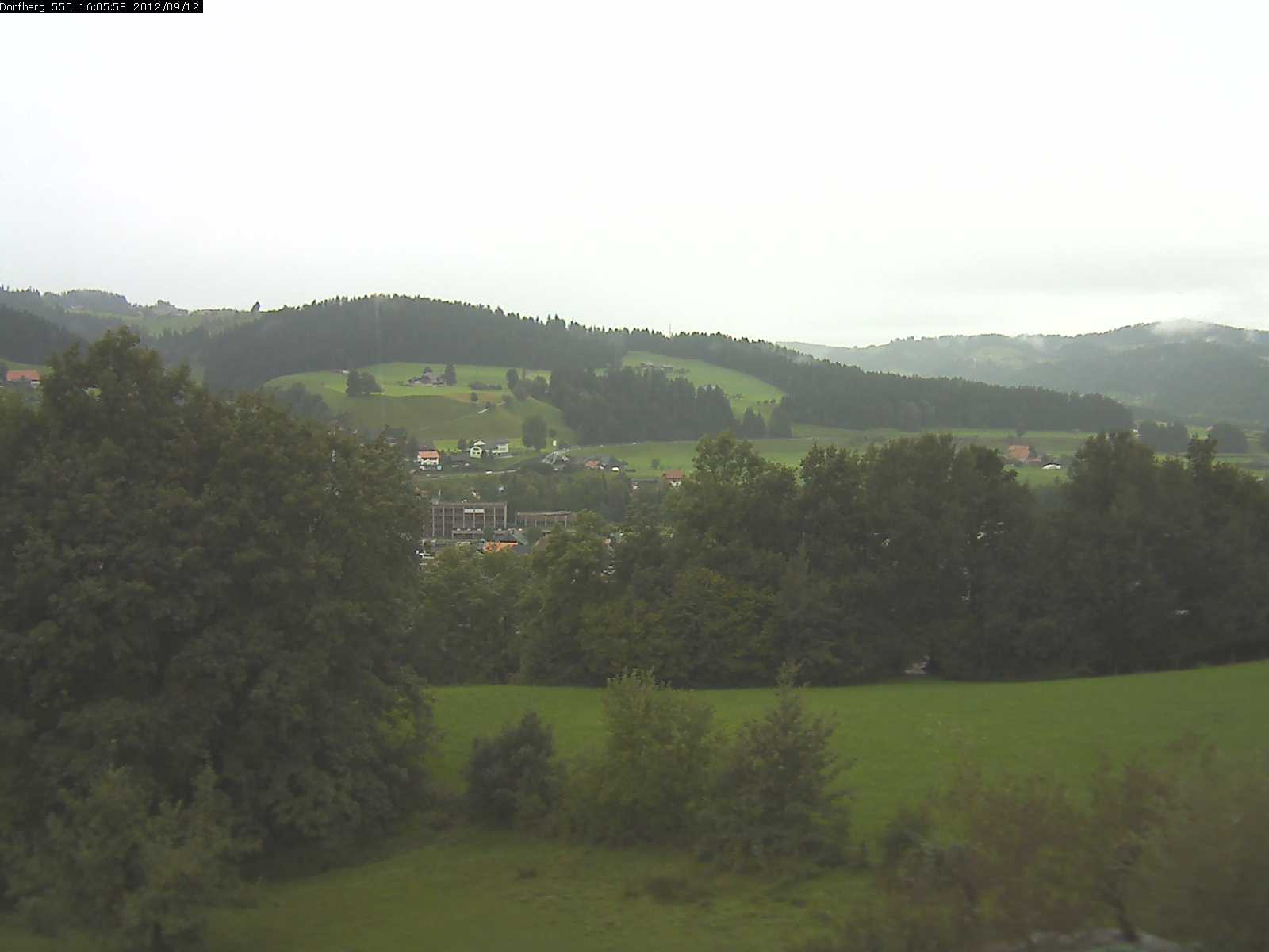 Webcam-Bild: Aussicht vom Dorfberg in Langnau 20120912-160600
