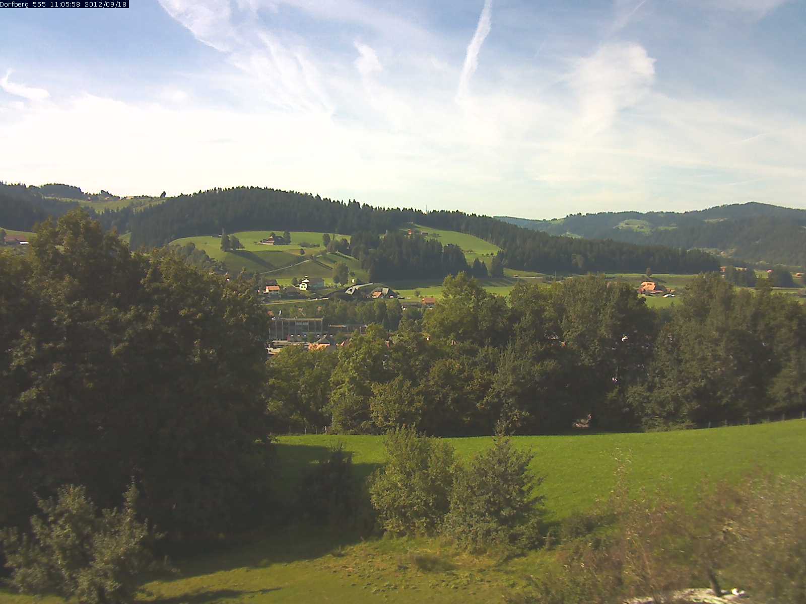 Webcam-Bild: Aussicht vom Dorfberg in Langnau 20120918-110600