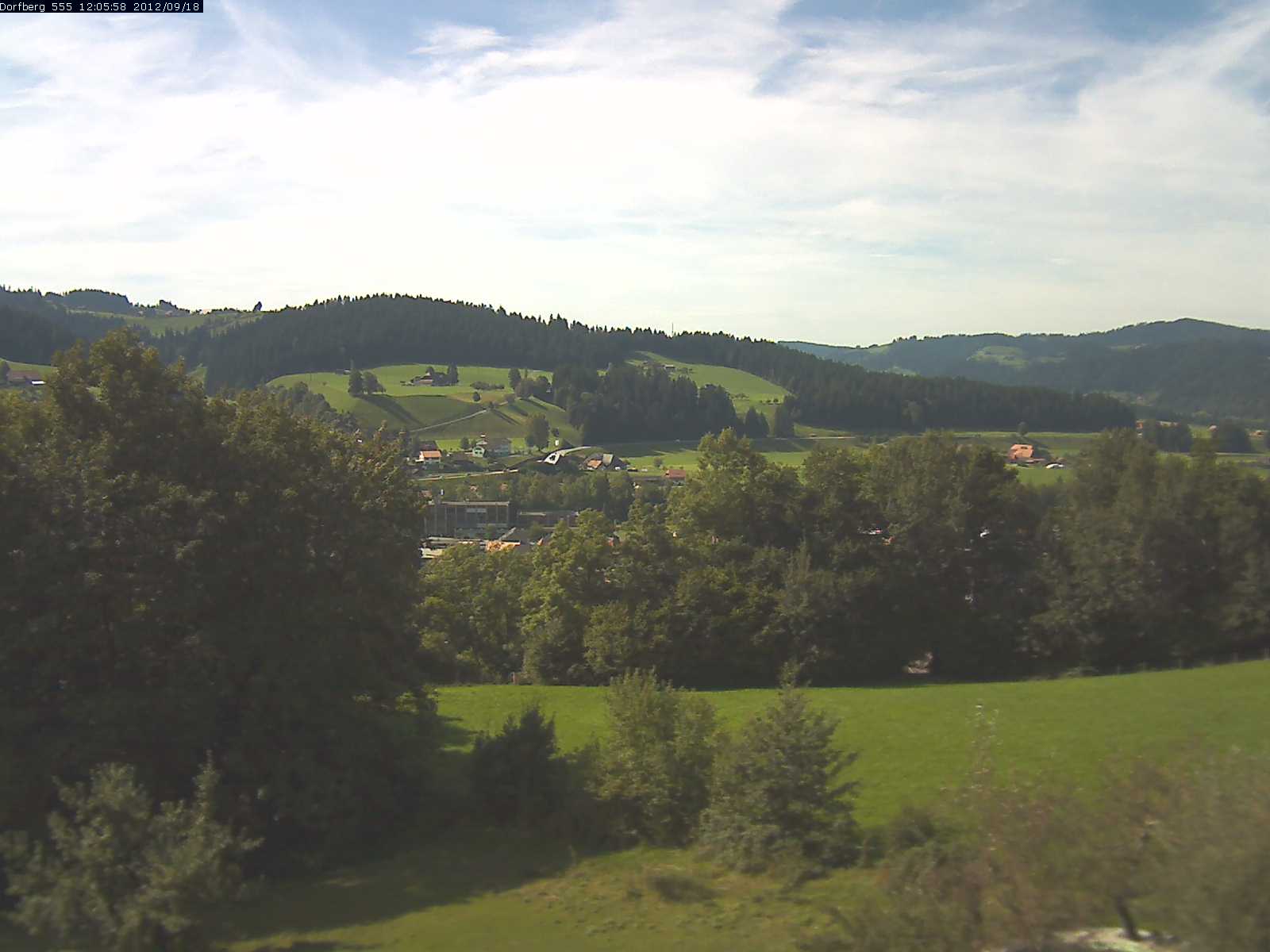 Webcam-Bild: Aussicht vom Dorfberg in Langnau 20120918-120600
