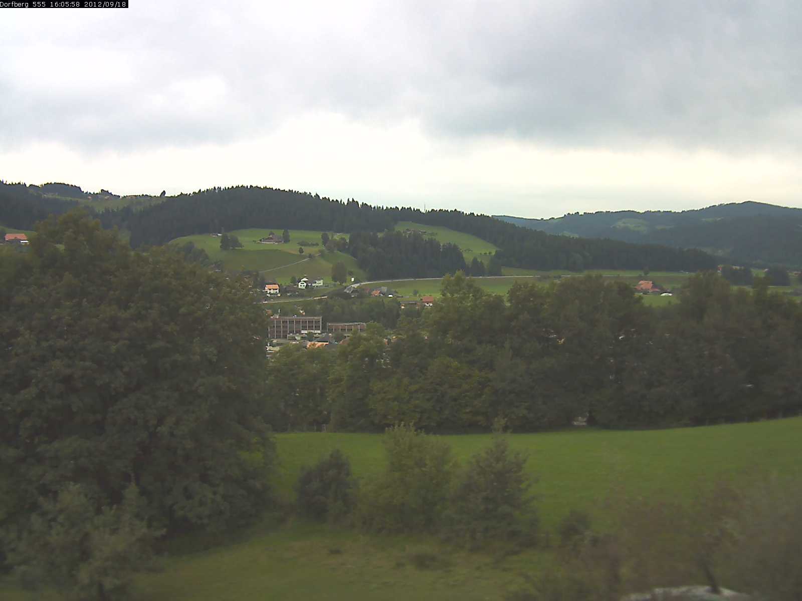 Webcam-Bild: Aussicht vom Dorfberg in Langnau 20120918-160600