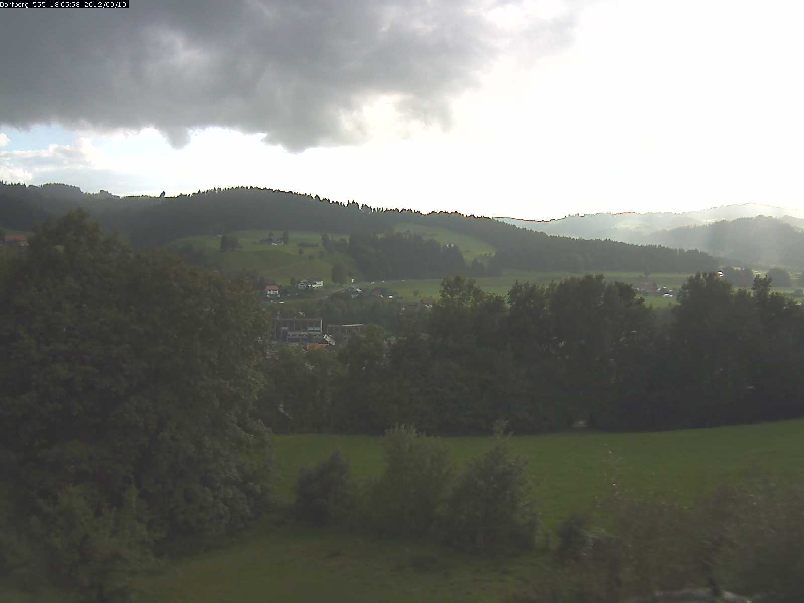 Webcam-Bild: Aussicht vom Dorfberg in Langnau 20120919-180600