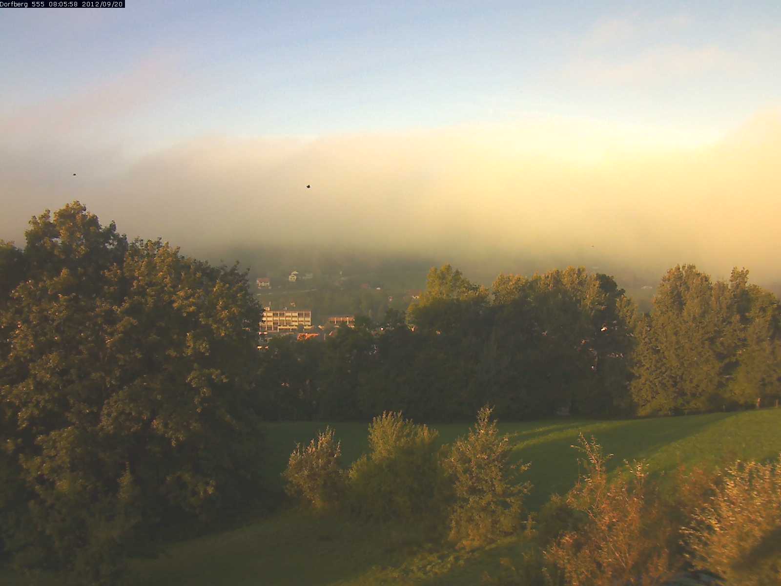 Webcam-Bild: Aussicht vom Dorfberg in Langnau 20120920-080600