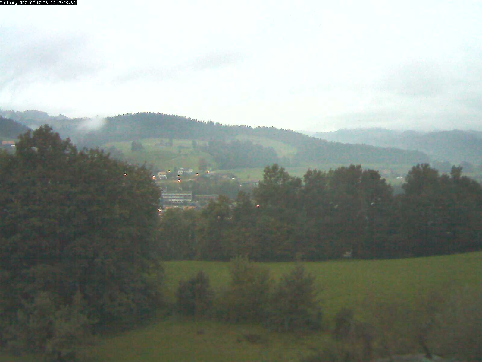 Webcam-Bild: Aussicht vom Dorfberg in Langnau 20120930-071600