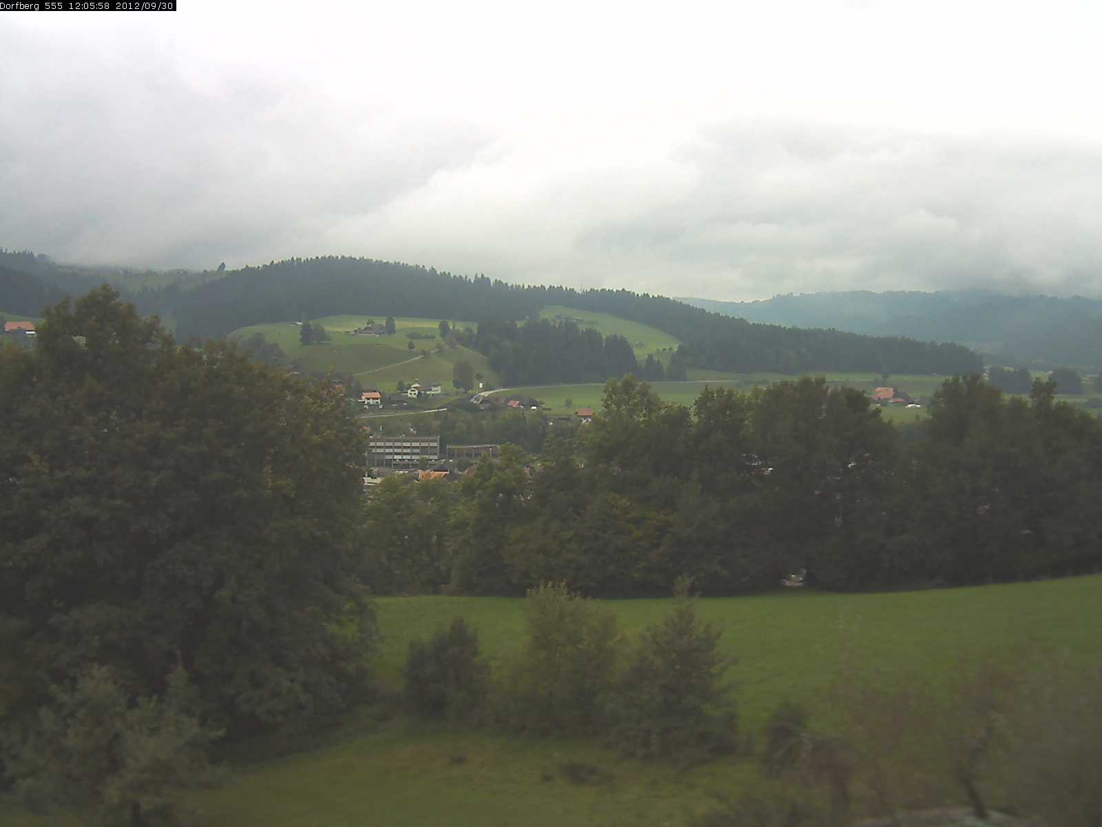 Webcam-Bild: Aussicht vom Dorfberg in Langnau 20120930-120600