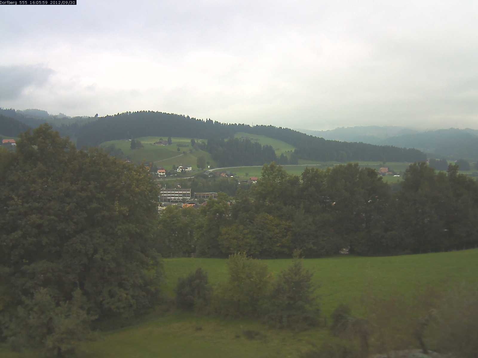 Webcam-Bild: Aussicht vom Dorfberg in Langnau 20120930-160600