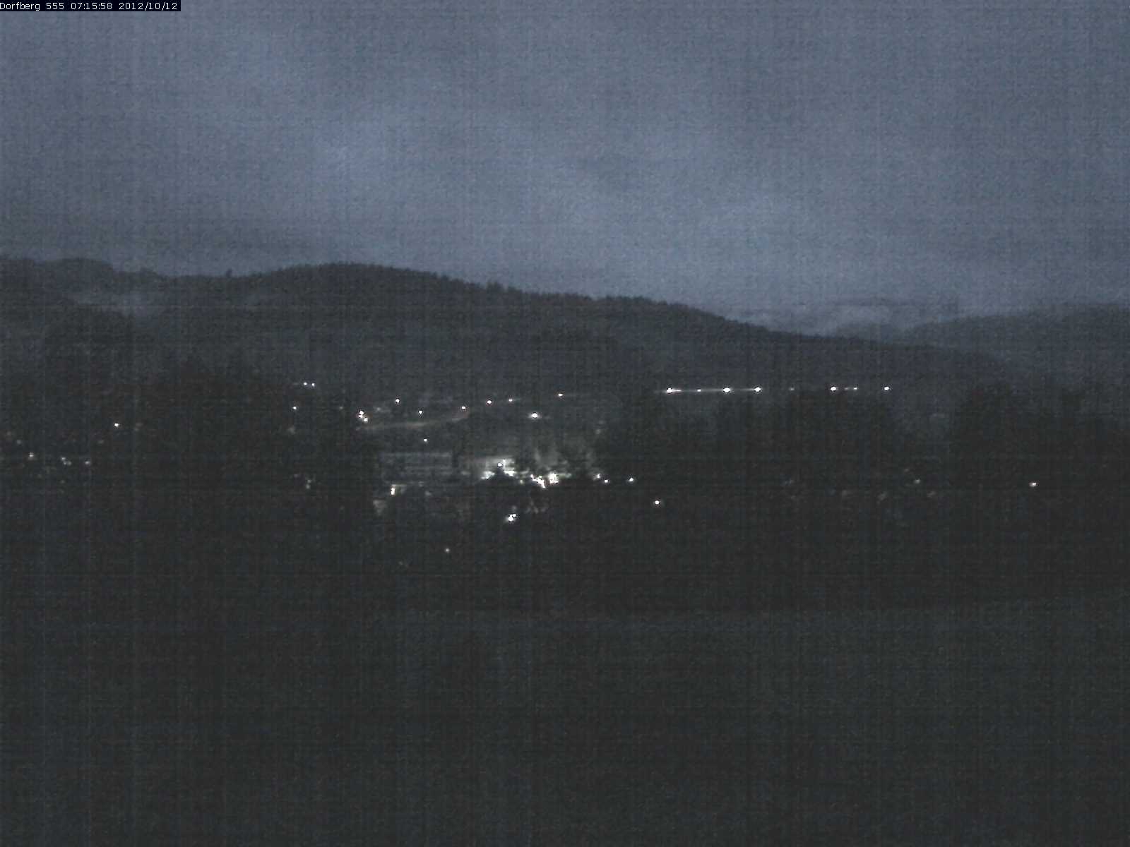 Webcam-Bild: Aussicht vom Dorfberg in Langnau 20121012-071600