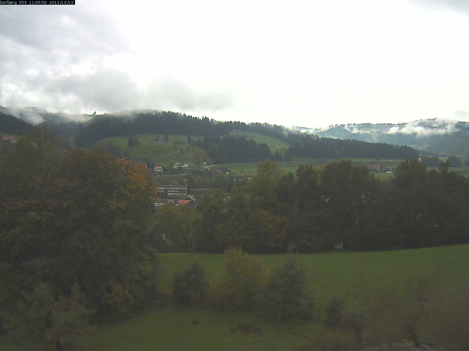 Webcam-Bild: Aussicht vom Dorfberg in Langnau 20121012-110600