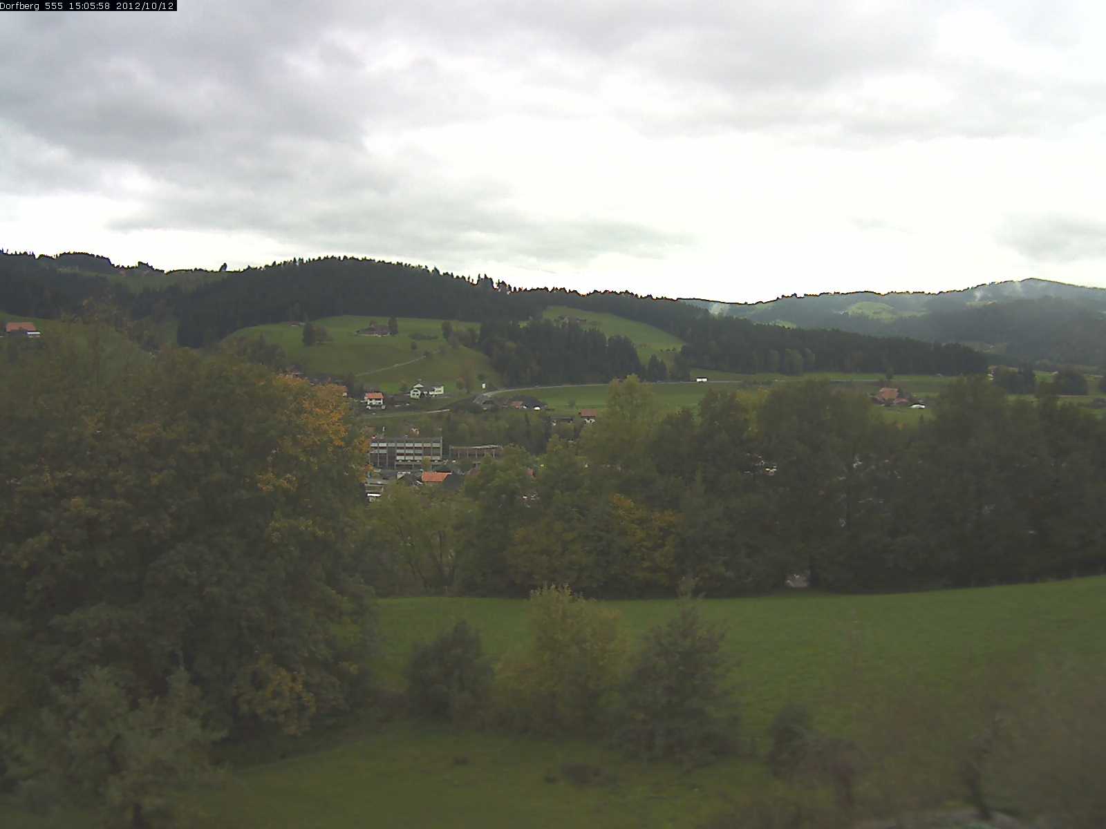 Webcam-Bild: Aussicht vom Dorfberg in Langnau 20121012-150600