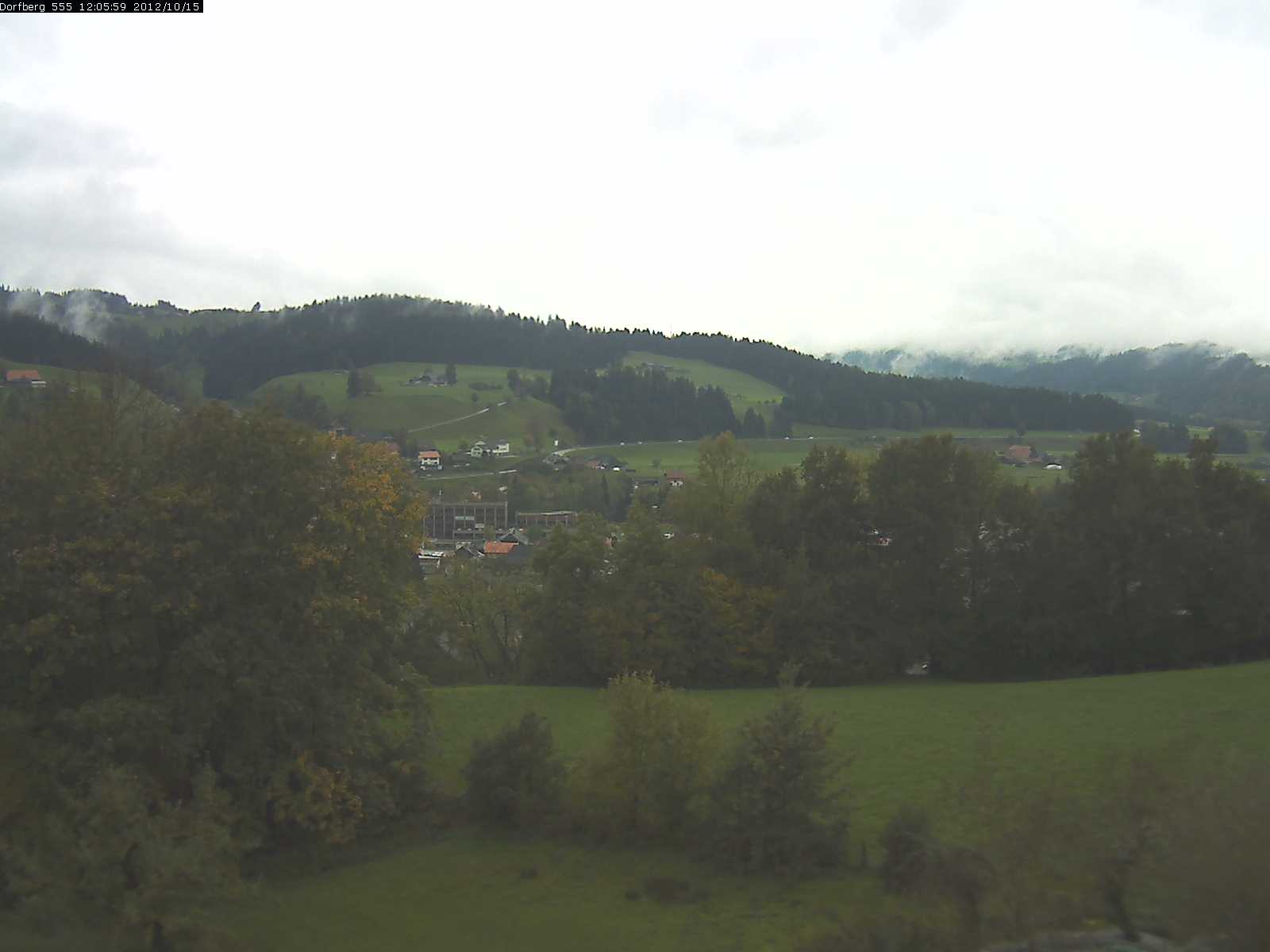 Webcam-Bild: Aussicht vom Dorfberg in Langnau 20121015-120600