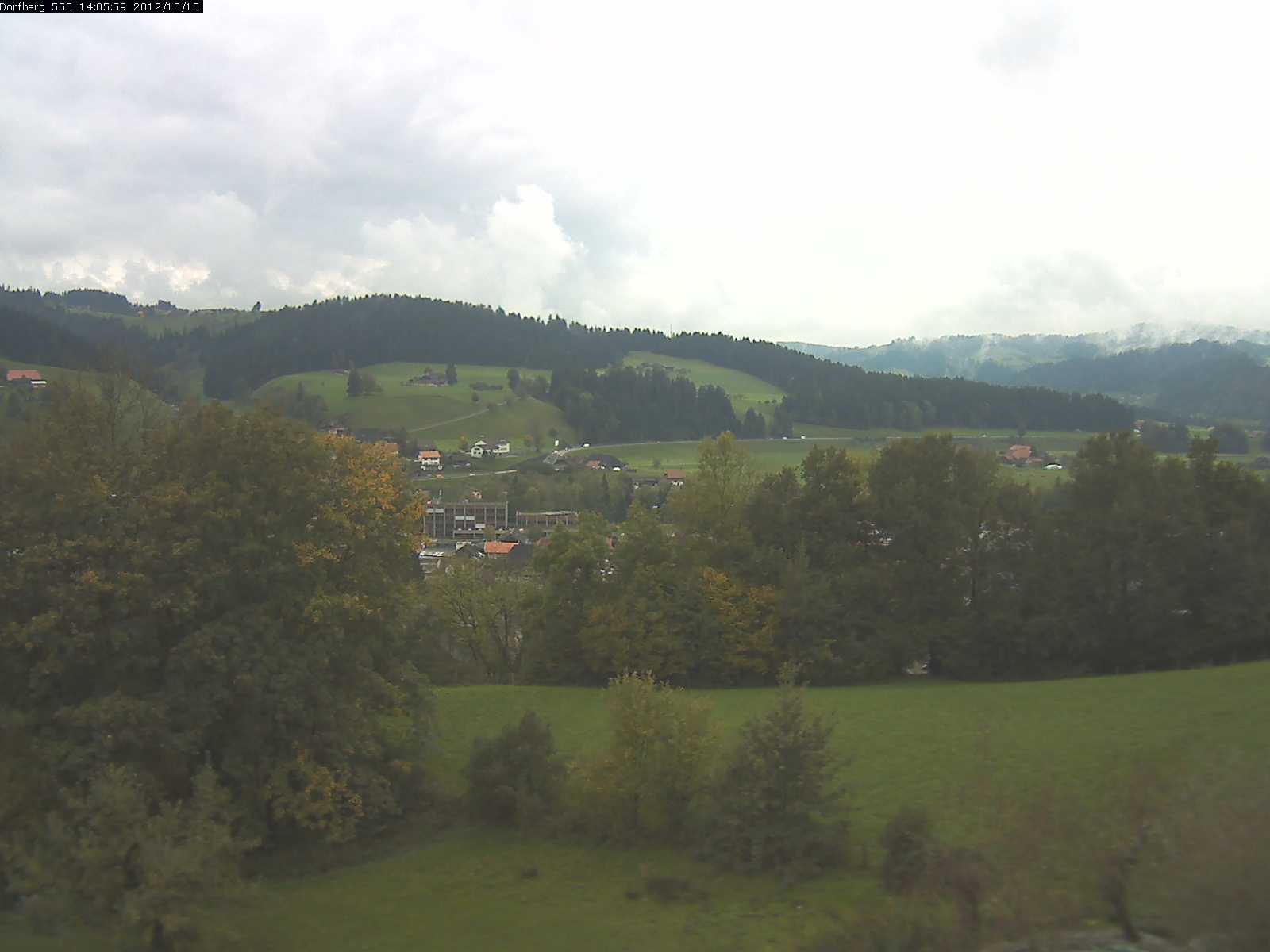 Webcam-Bild: Aussicht vom Dorfberg in Langnau 20121015-140600