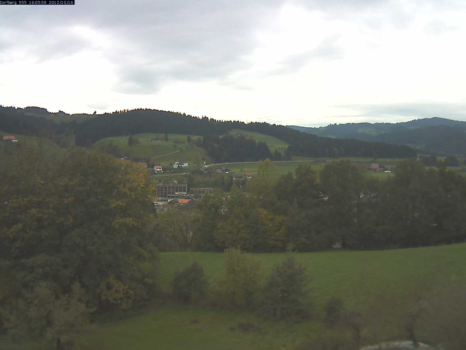 Webcam-Bild: Aussicht vom Dorfberg in Langnau 20121016-160600