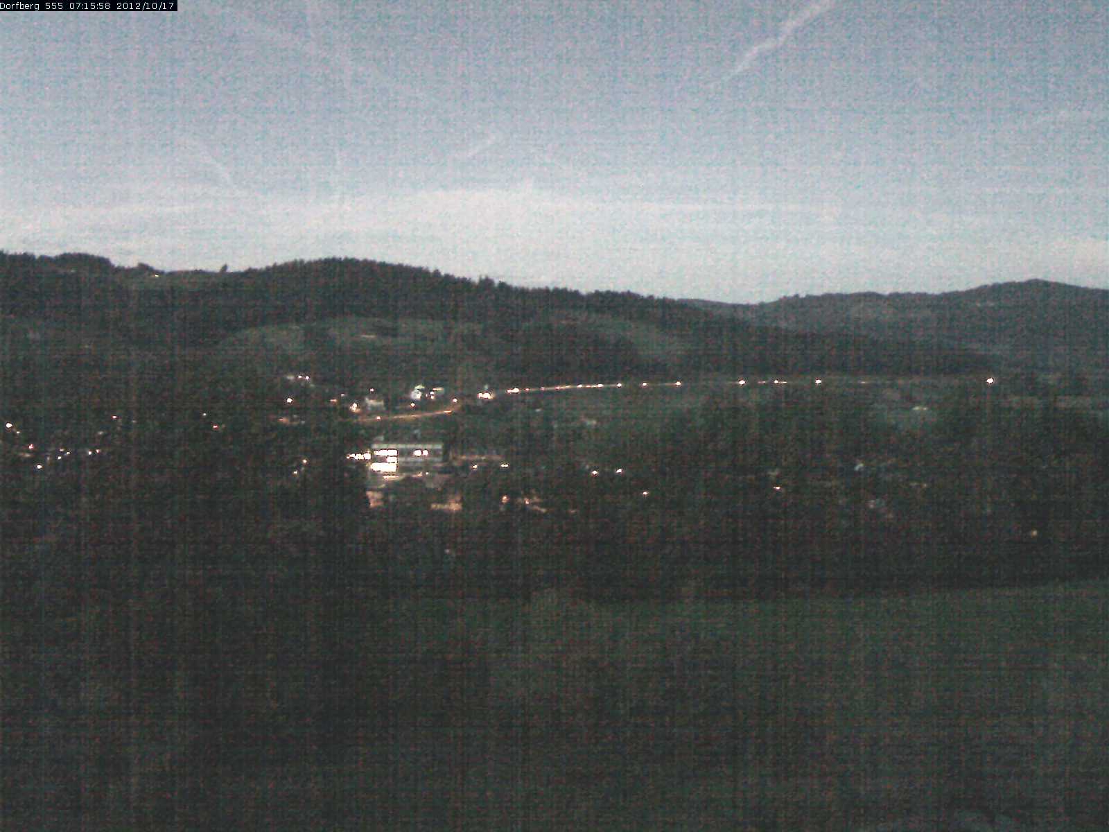 Webcam-Bild: Aussicht vom Dorfberg in Langnau 20121017-071600