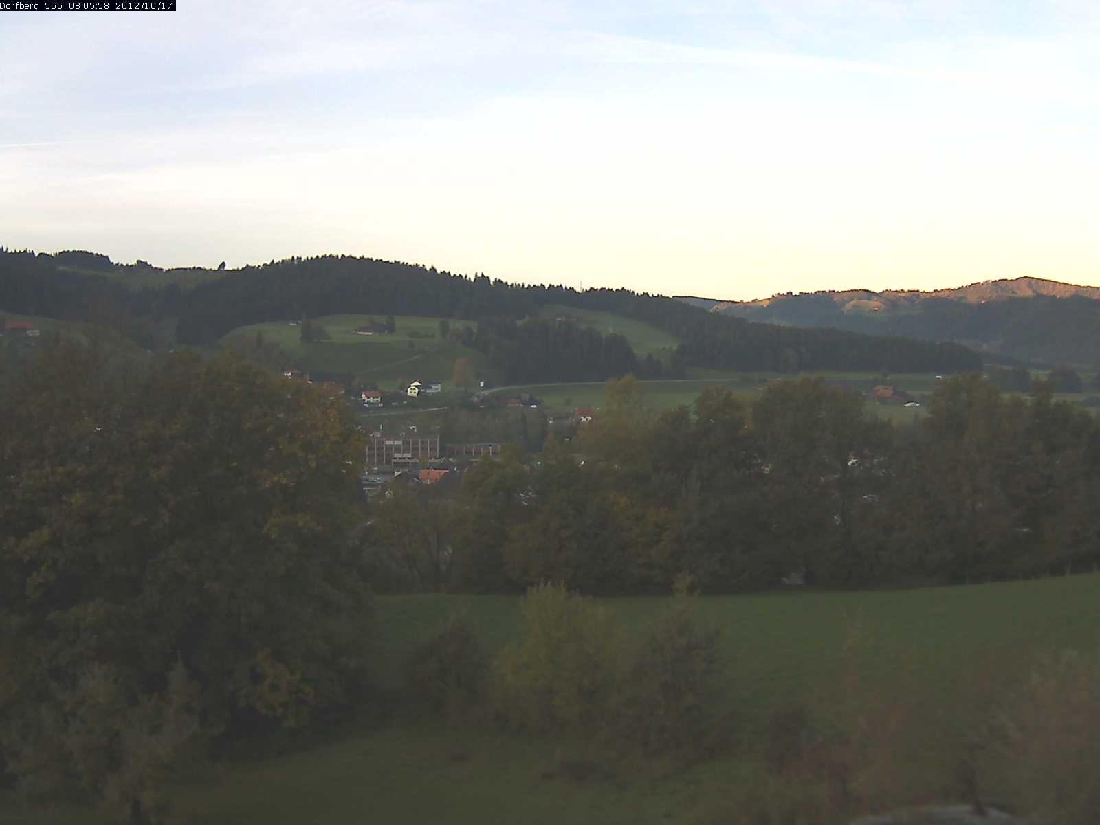 Webcam-Bild: Aussicht vom Dorfberg in Langnau 20121017-080600